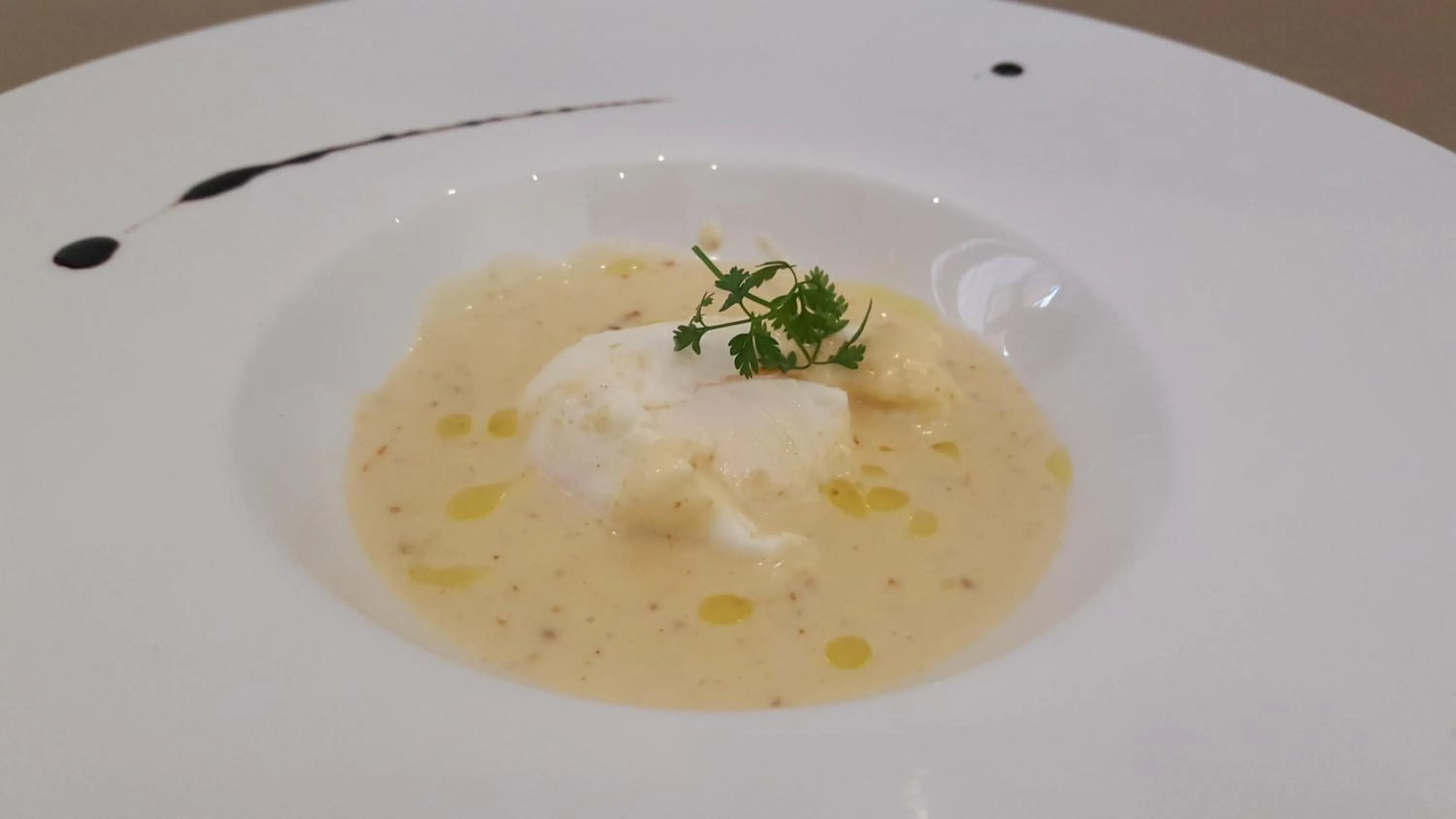 Dinner in Logis Hôtel - Restaurant Résidence Les Cèdres