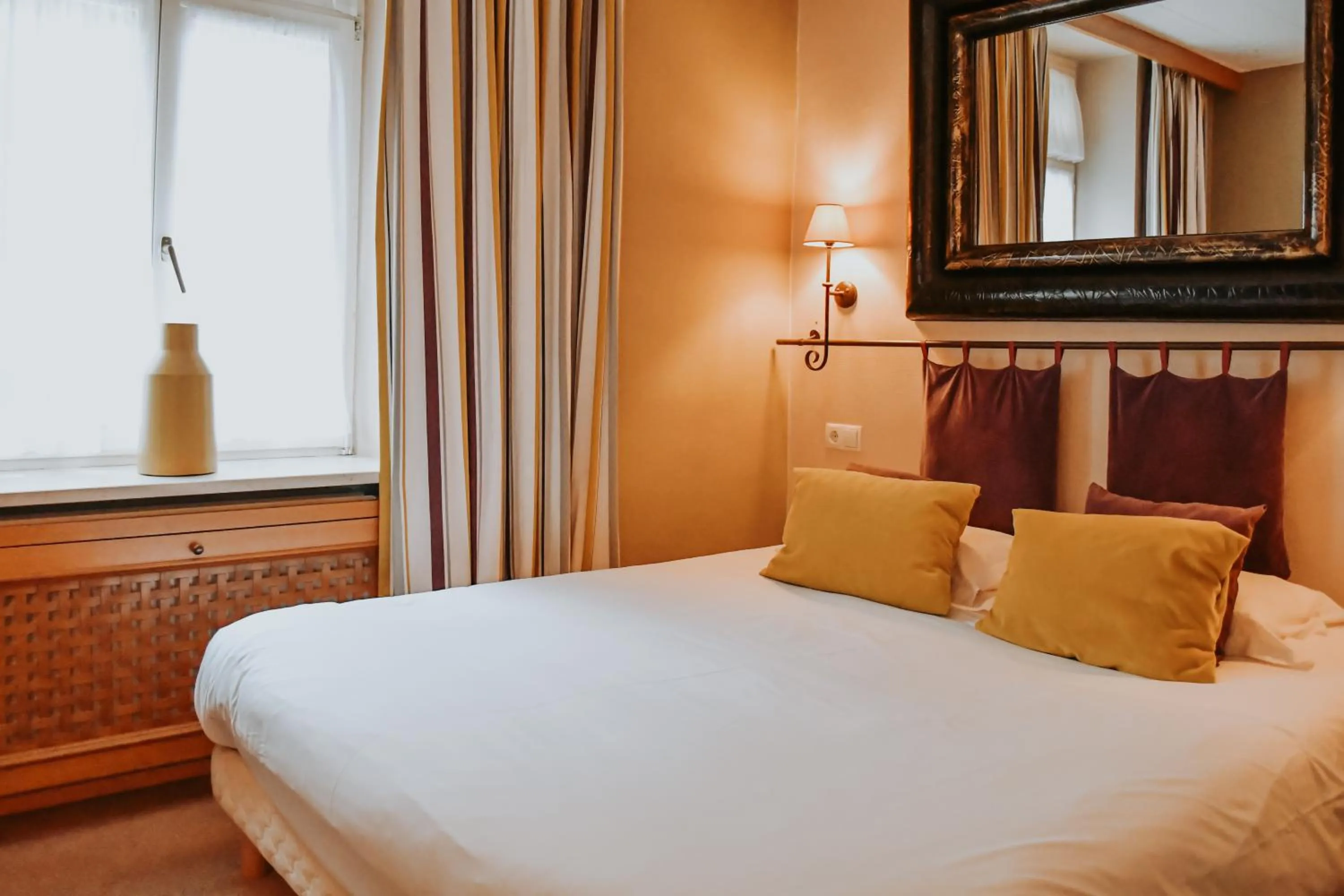 Photo of the whole room, Bed in Auberge De La Gaichel