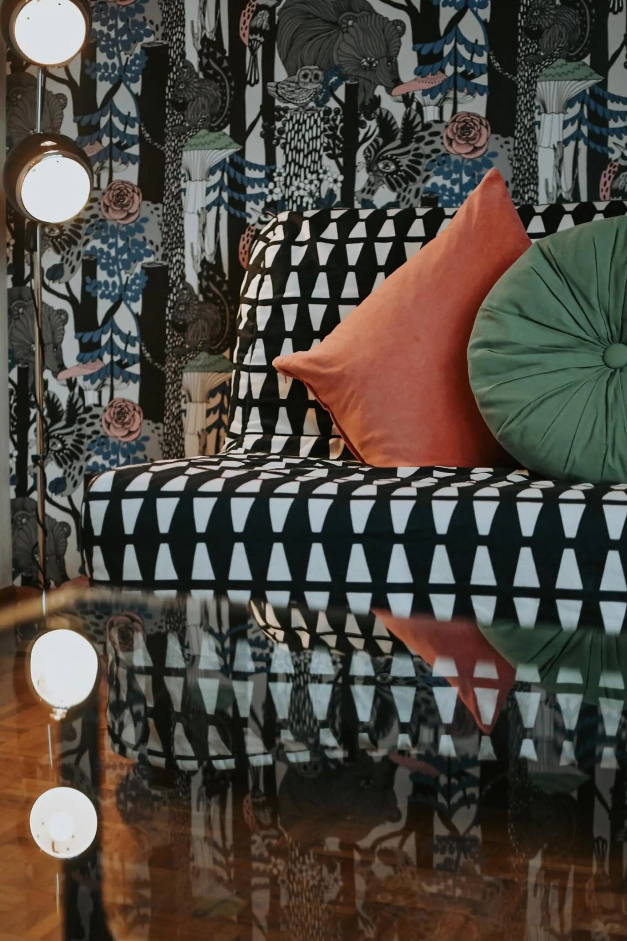 Seating area, Bed in Auberge De La Gaichel