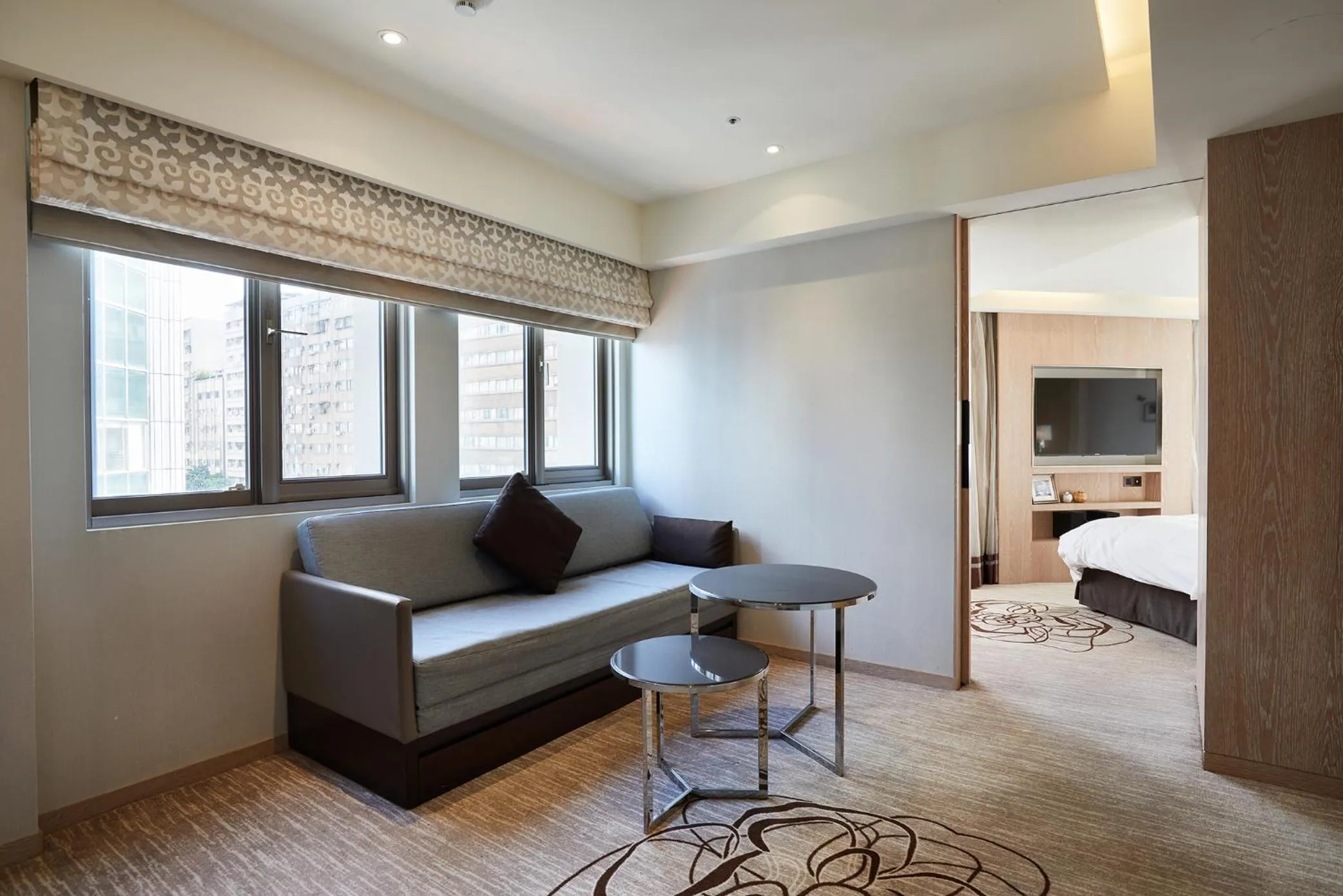 Living room, Bed in K Hotel Taipei Chang-An