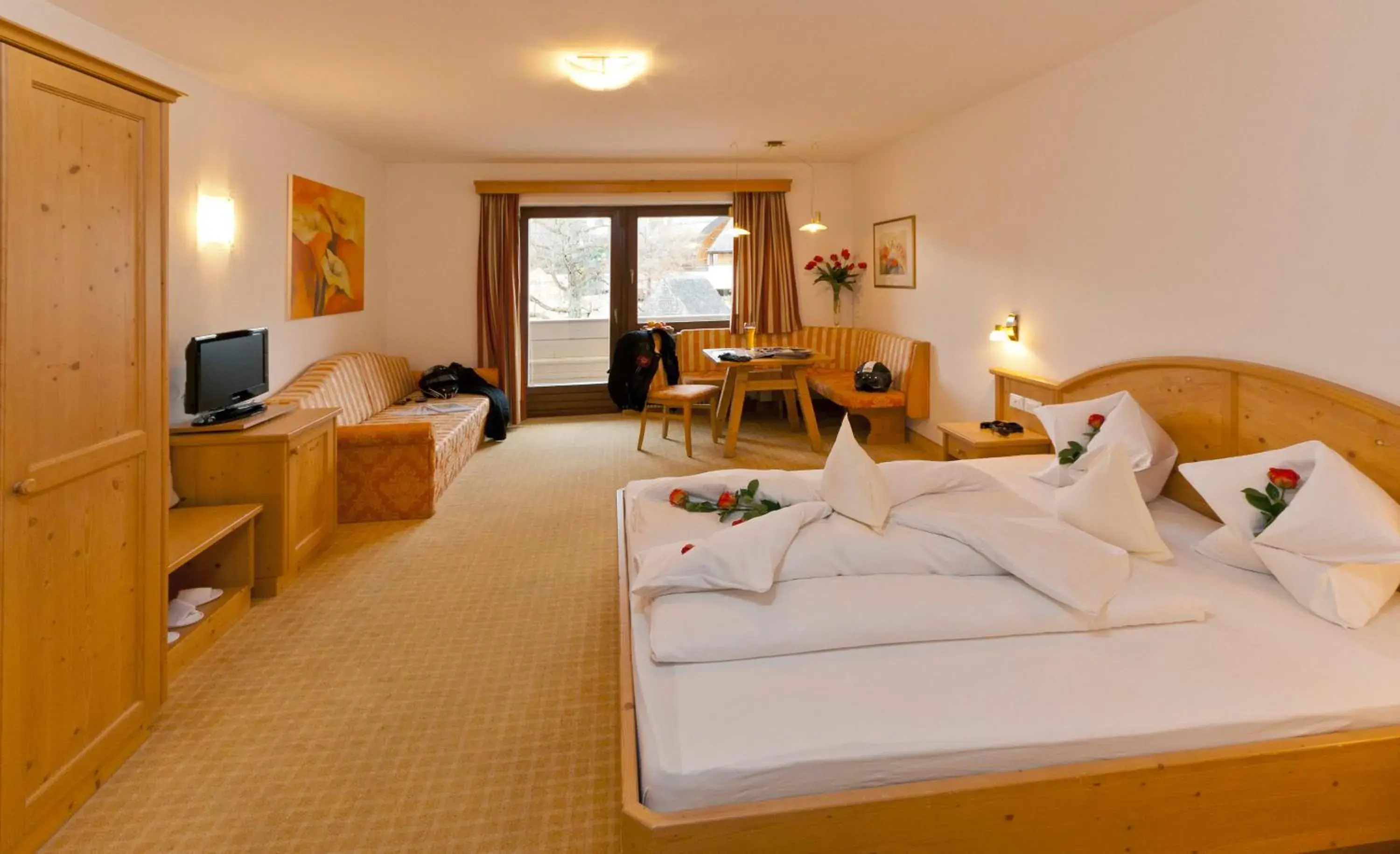 Deluxe Double Room with Balcony in Christophs Hotel Deluxe Double Room with Balcony in Christophs Hotel