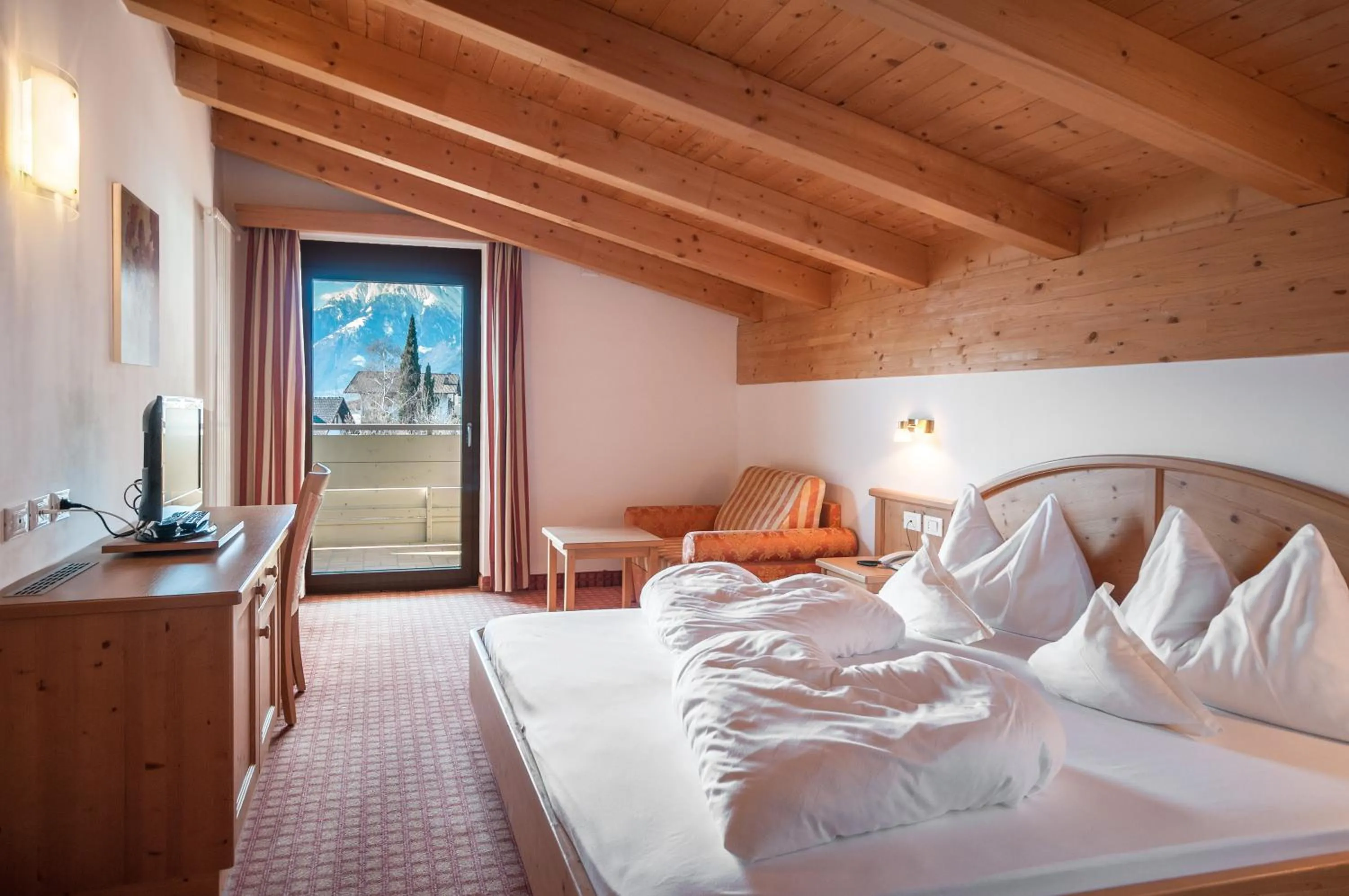 Double Room with Mountain View in Christophs Hotel