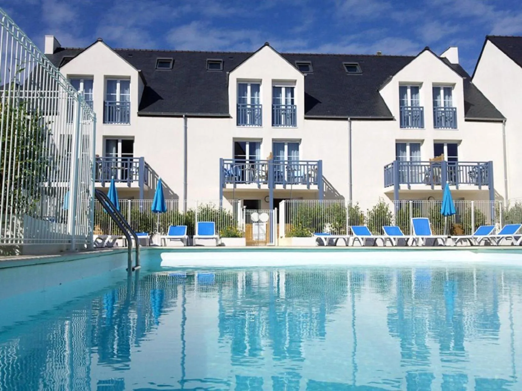 Swimming pool in Résidence Goélia An Douar
