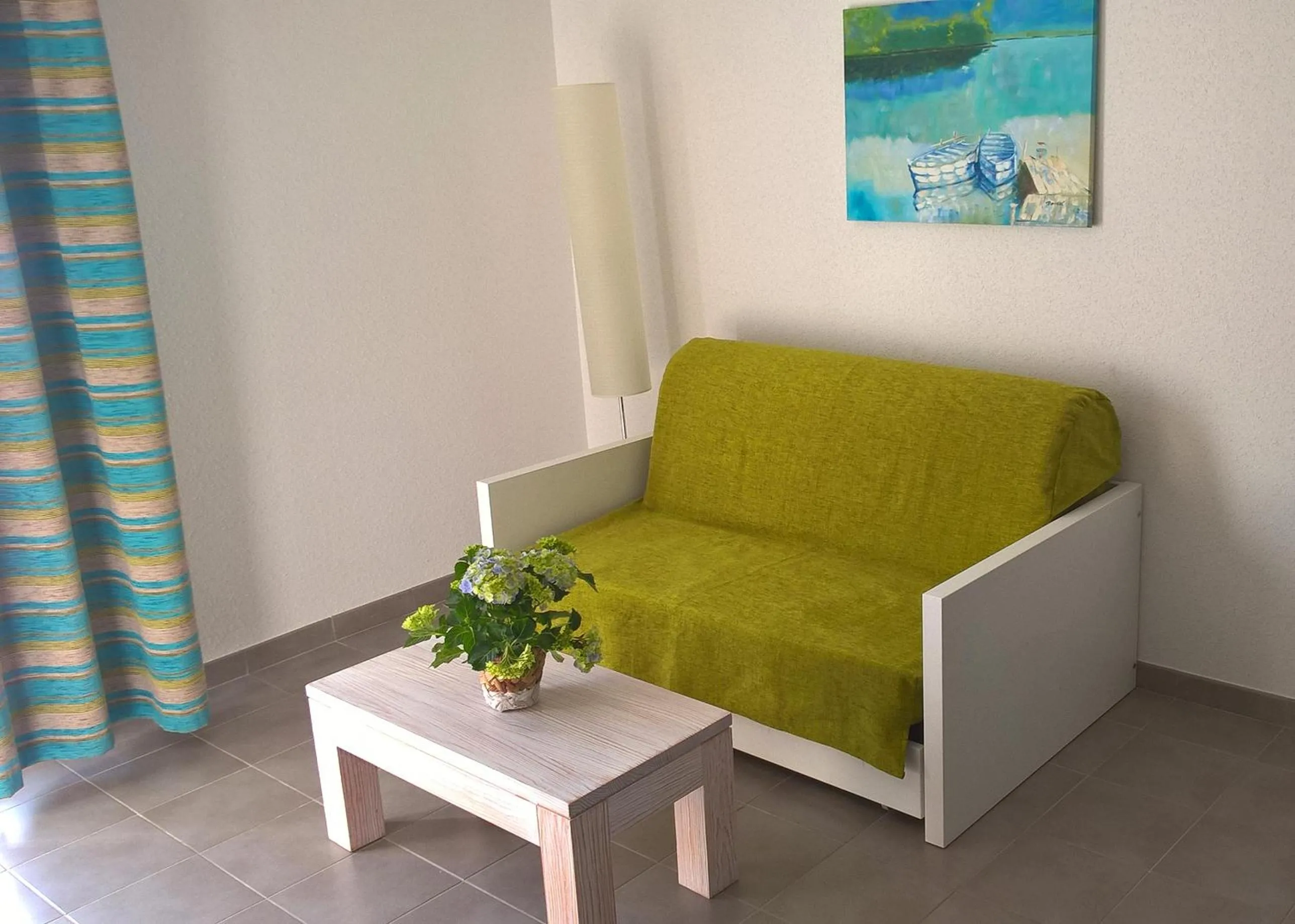 Photo of the whole room in Résidence Goélia An Douar