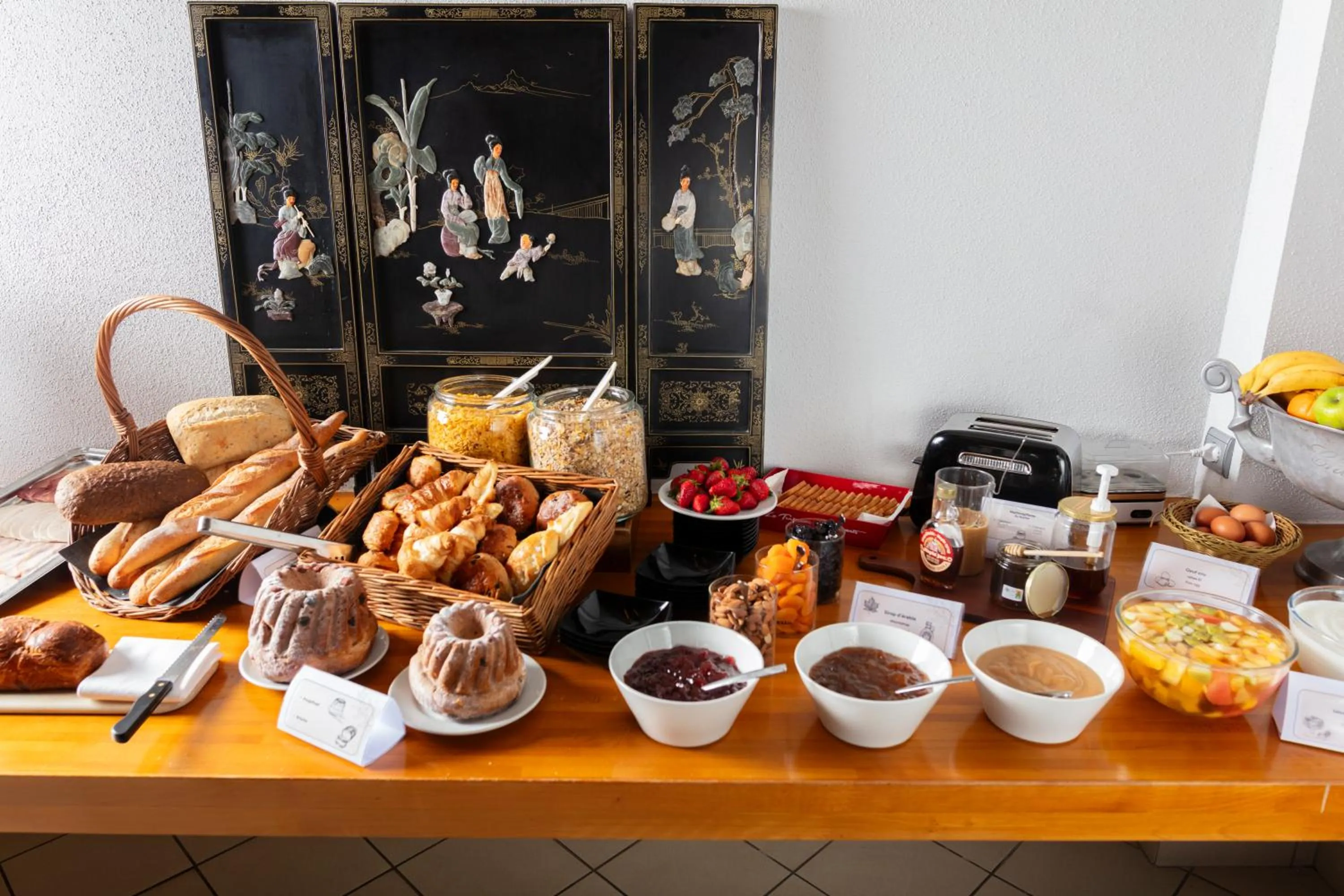 Food and drinks in Hôtel Restaurant La Vallée Noble, proche Eguisheim Colmar