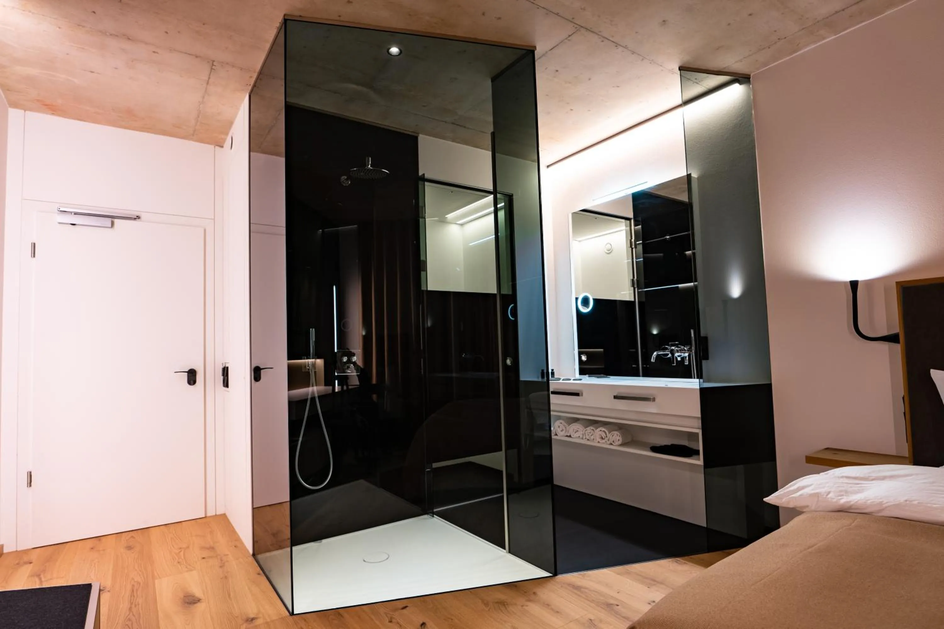 Bathroom, Bed in Villa Boutique Hotel