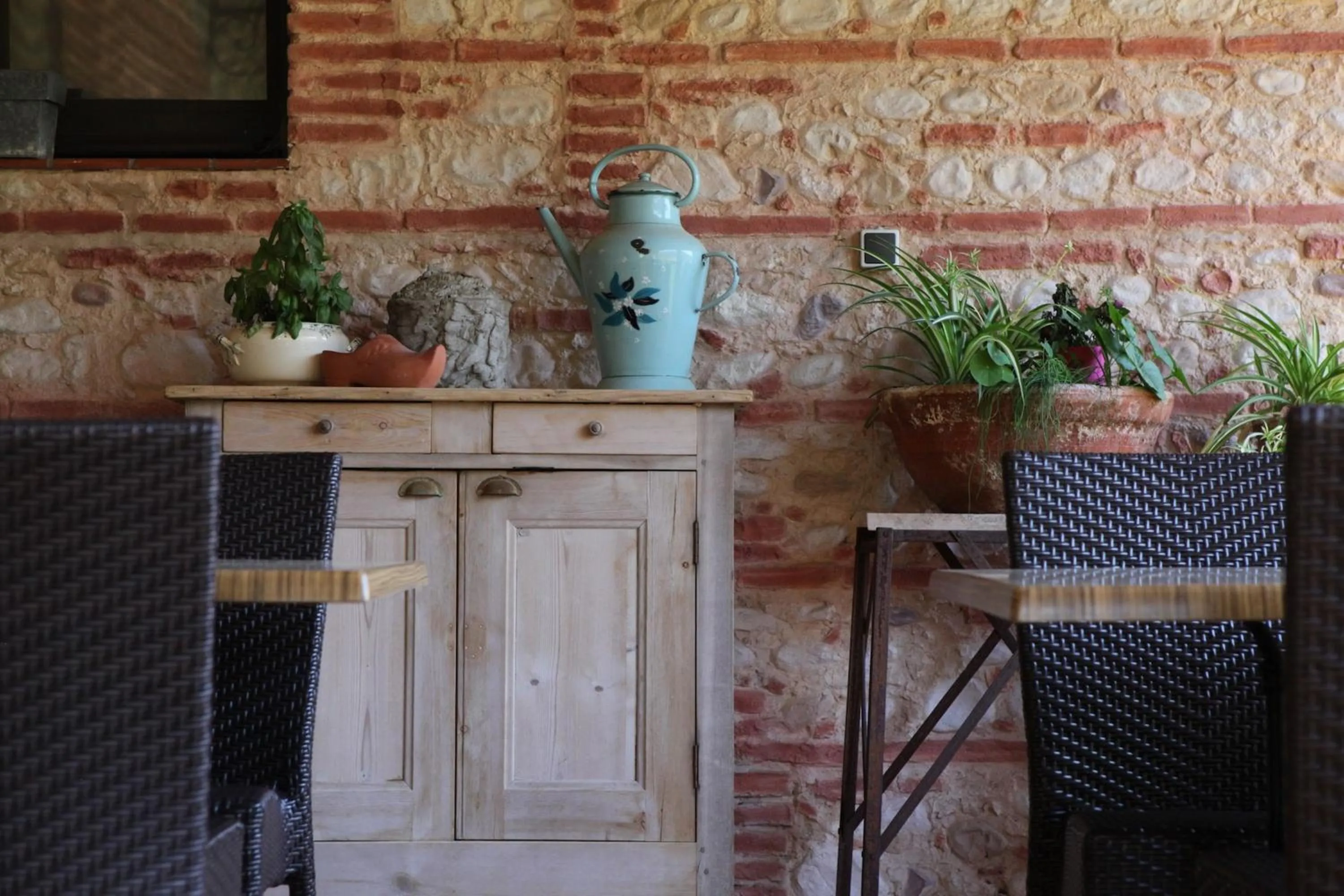 Patio in Logis auberge restaurant Du Vigneron