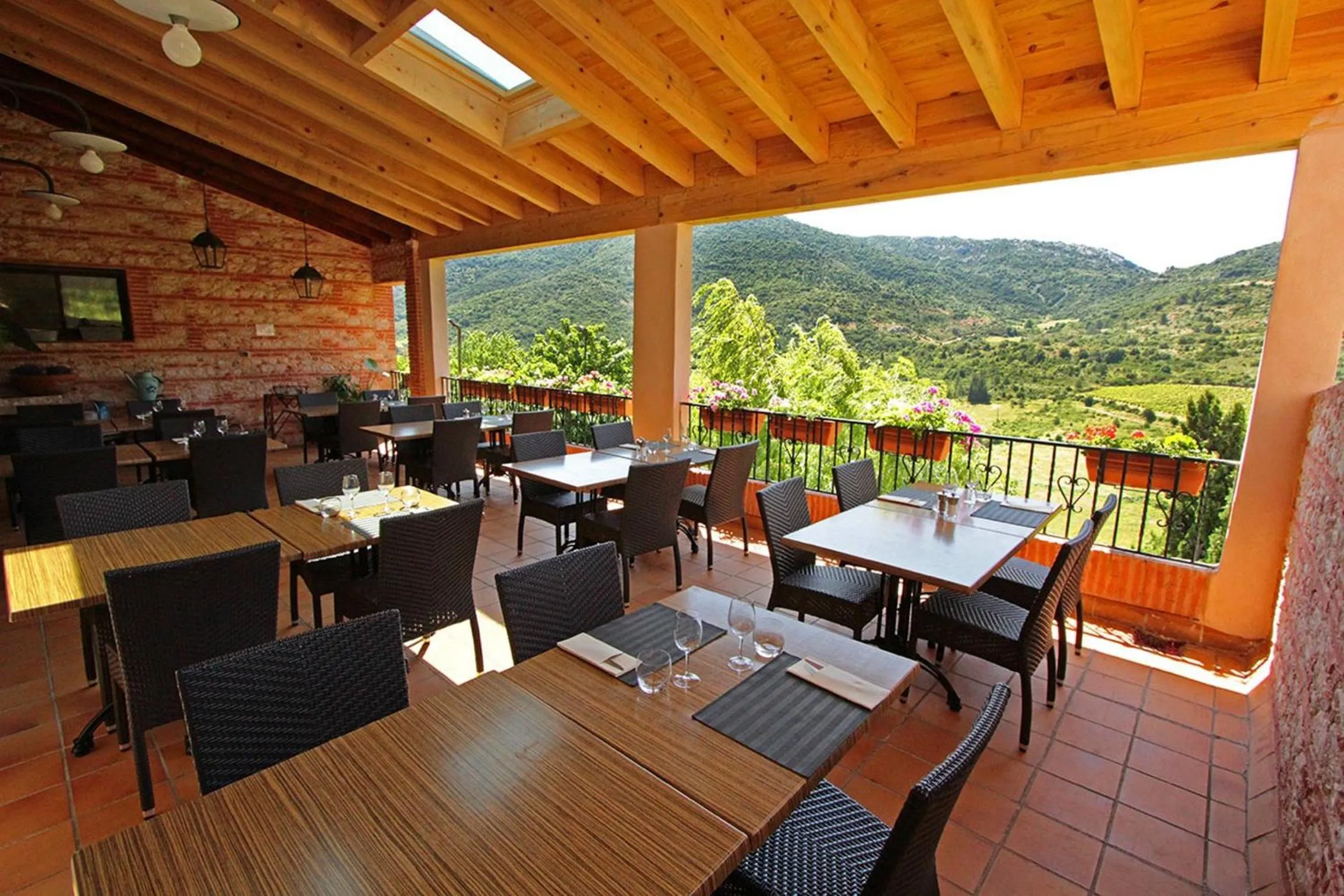 Restaurant/places to eat in Logis auberge restaurant Du Vigneron