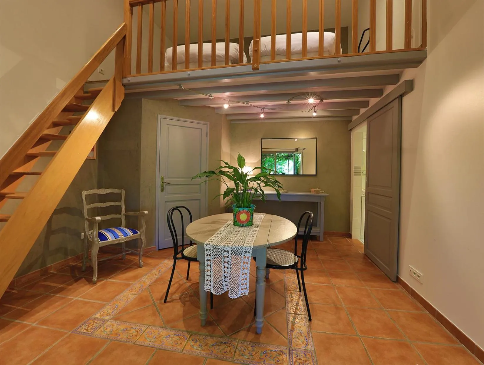 Photo of the whole room in Logis auberge restaurant Du Vigneron