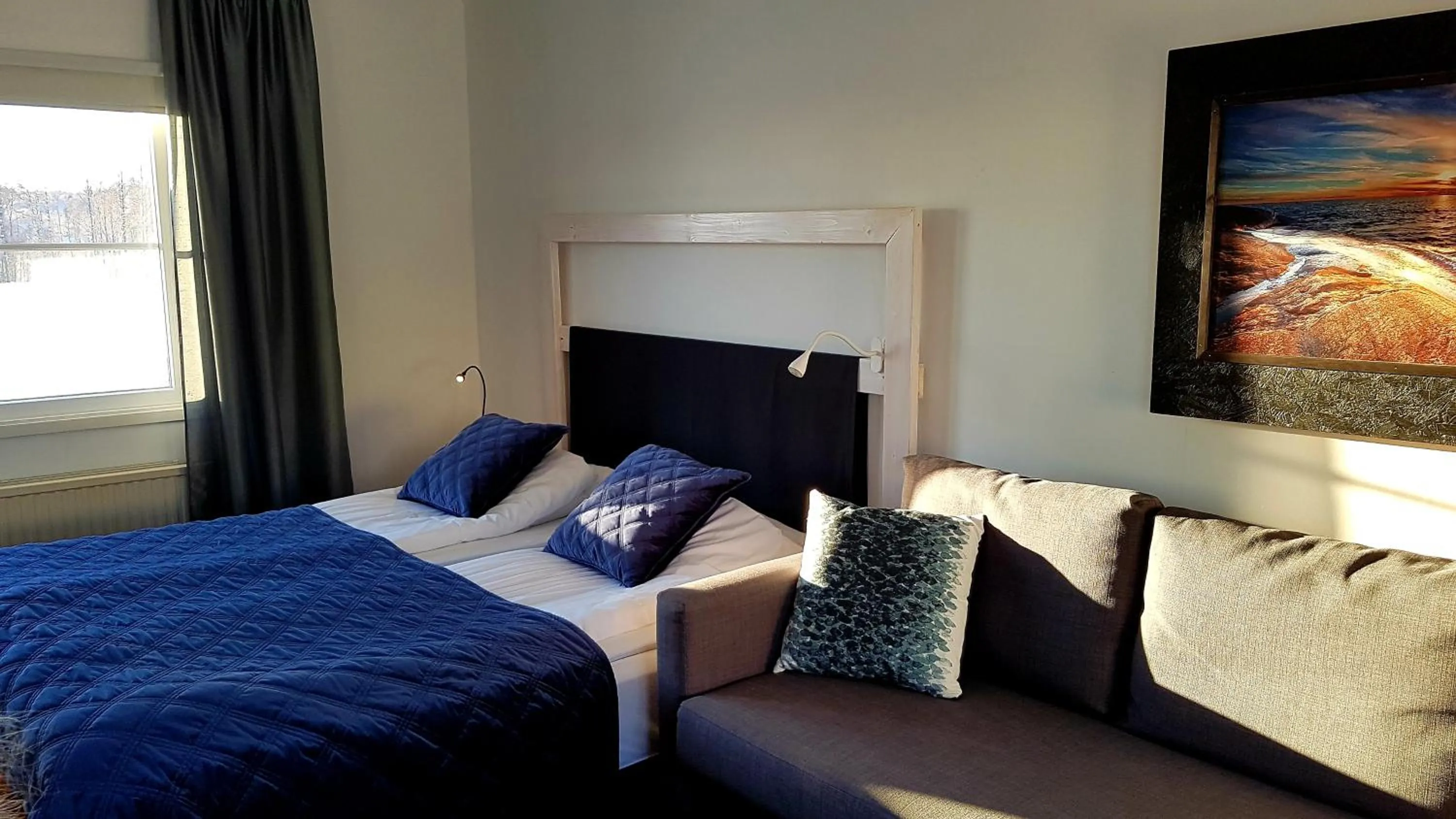 Photo of the whole room, Bed in Ulvsby Herrgård