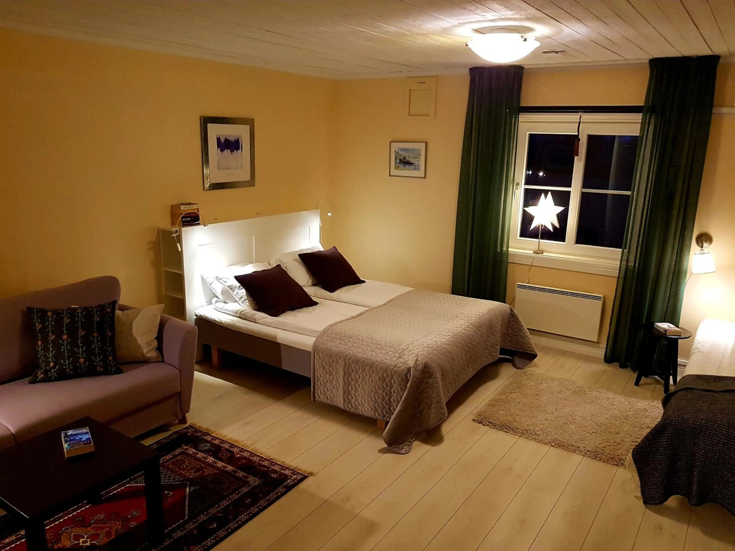 Photo of the whole room, Bed in Ulvsby Herrgård