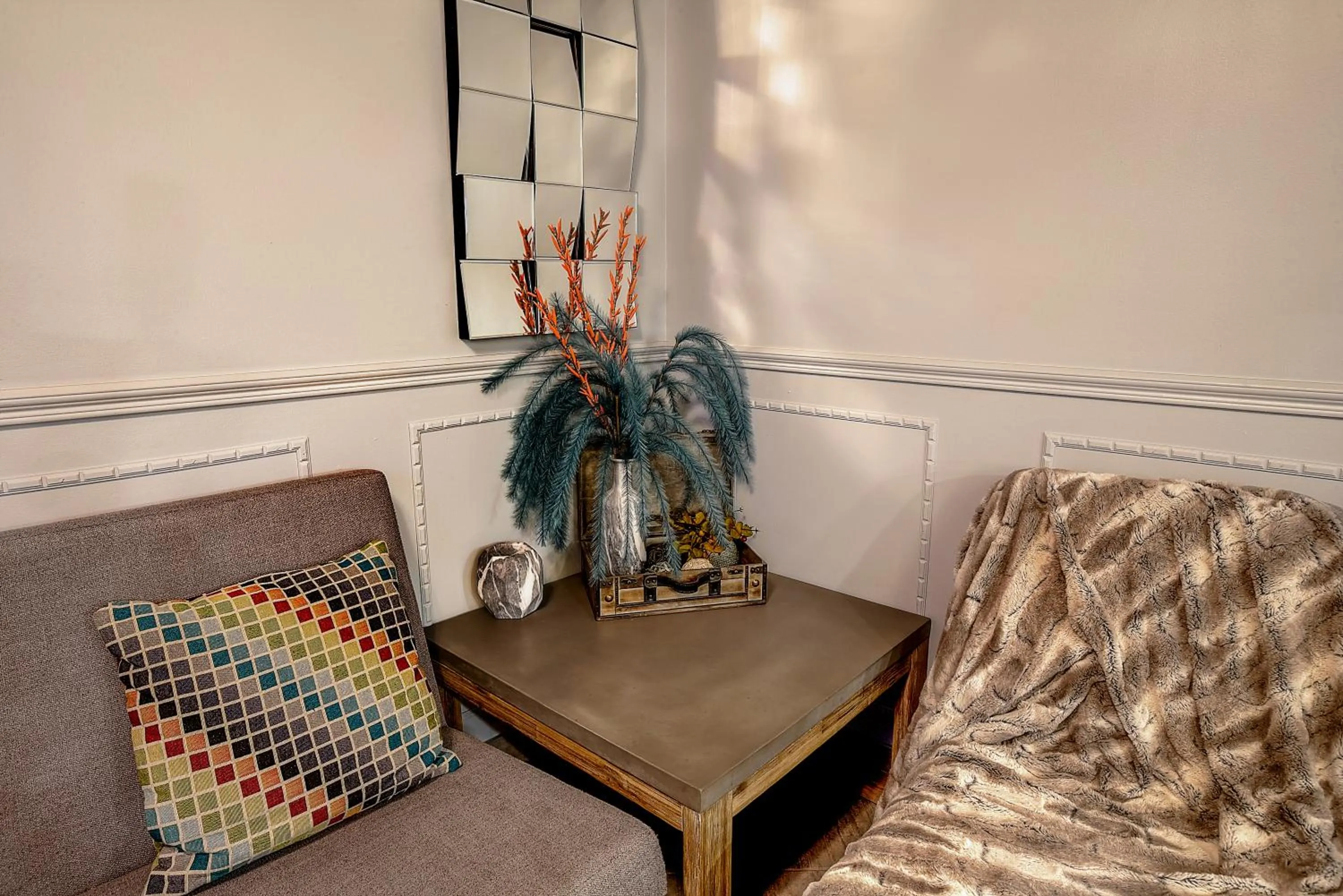 Communal lounge/ TV room in Hotel et Motel Le Chateauguay