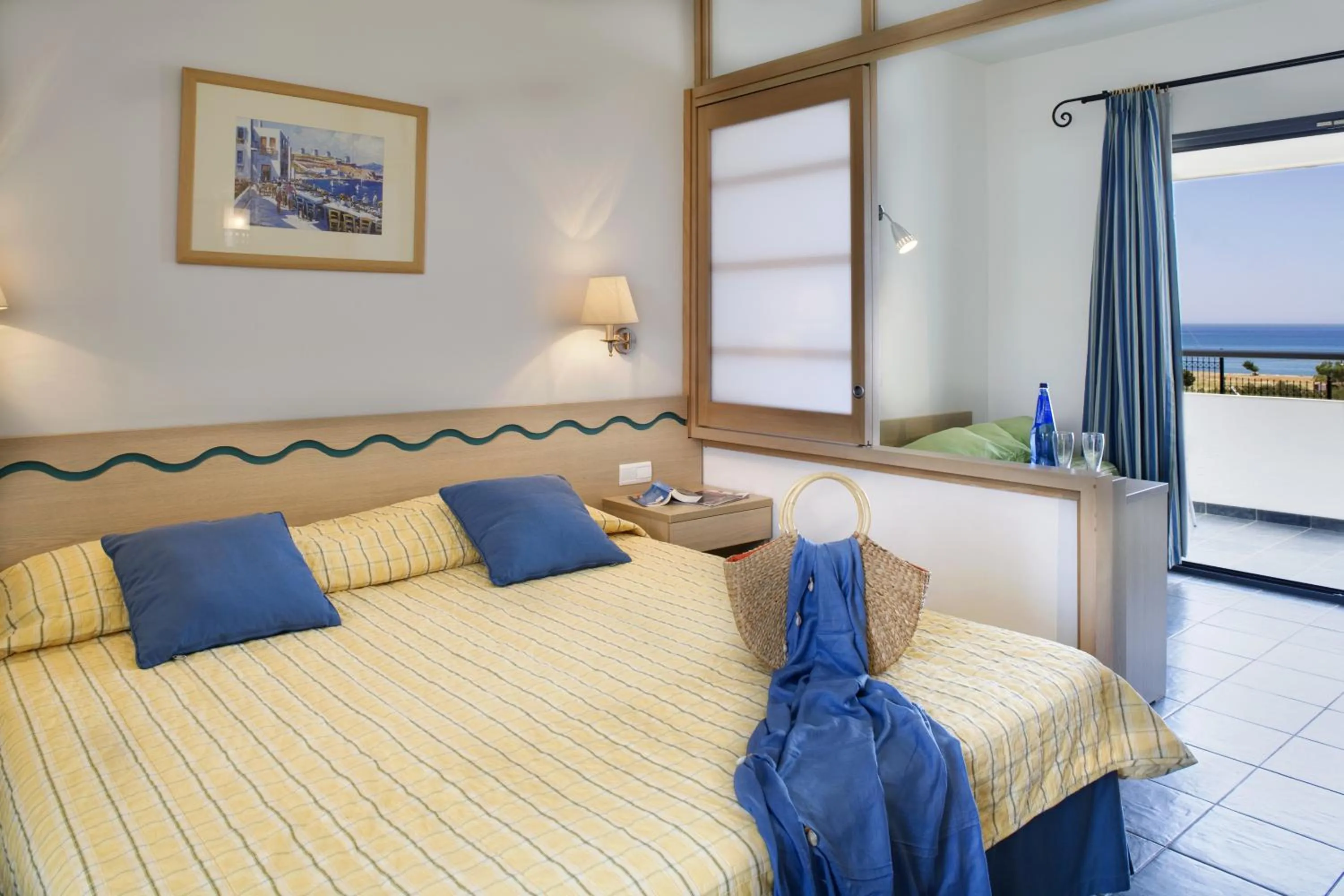 Photo of the whole room, Bed in Atlantica Mikri Poli Rhodes