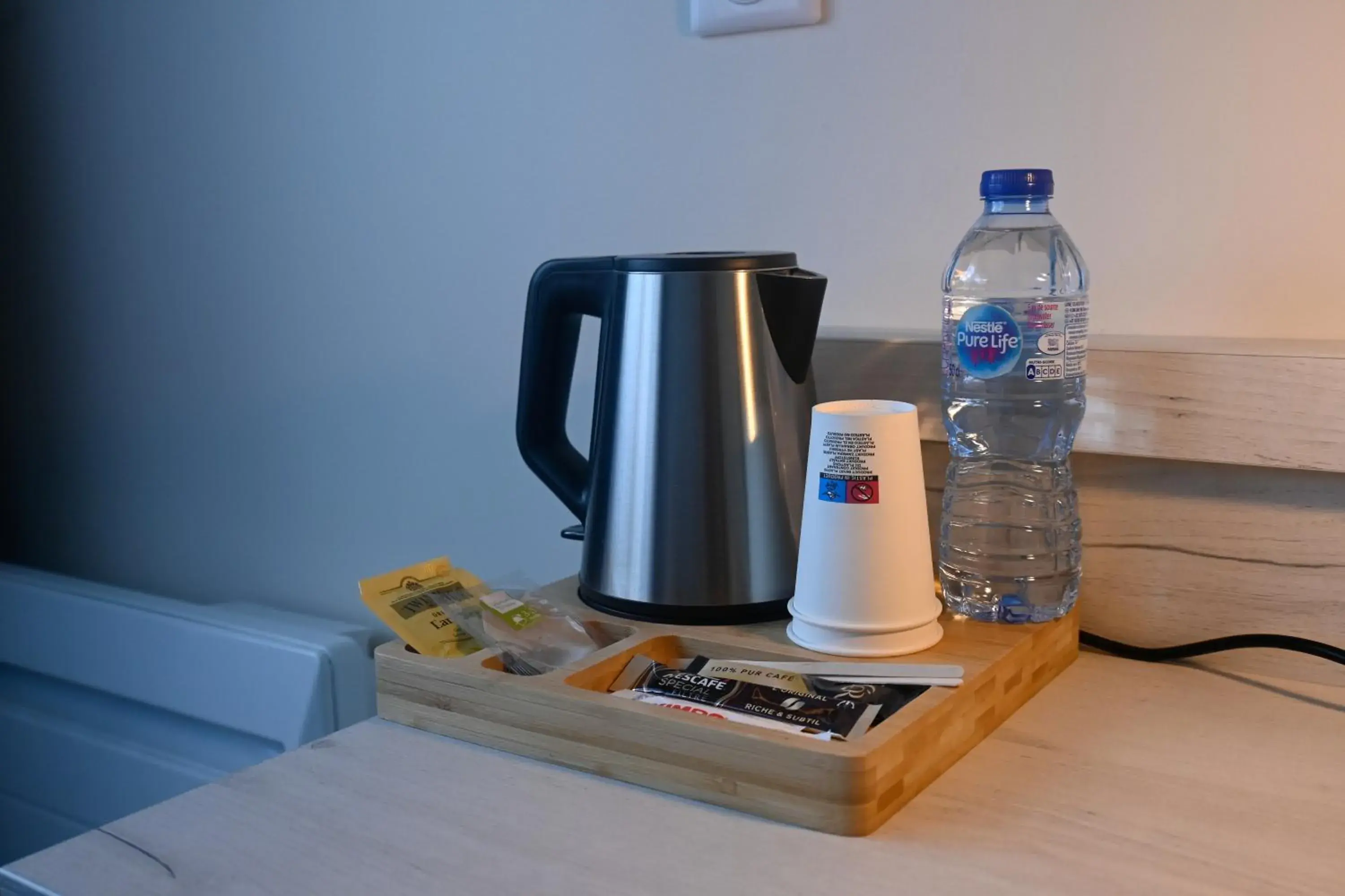 Coffee/tea facilities in Logis Clermotel - Hôtel & Restaurant Coffee/tea facilities in Logis Clermotel - Hôtel & Restaurant