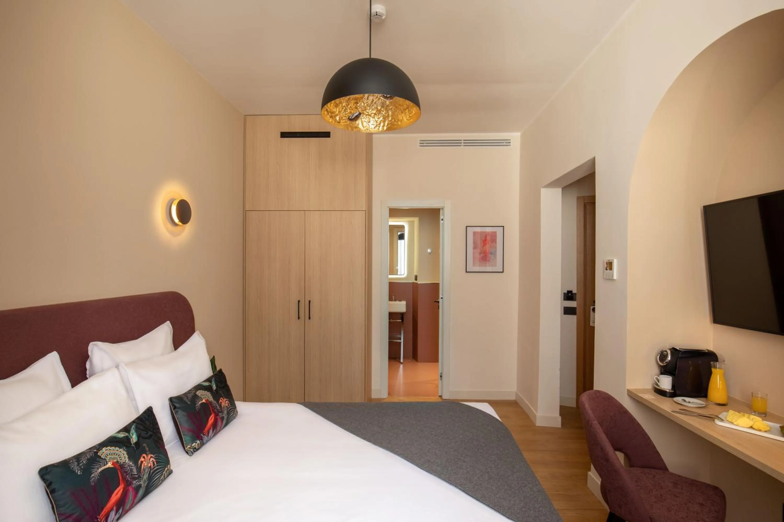 Photo of the whole room, Bed in 9Hotel Cesari