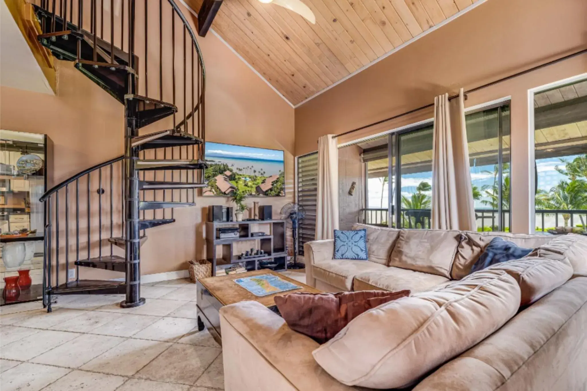 Living room in Castle at Moloka'i Shores Living room in Castle at Moloka'i Shores