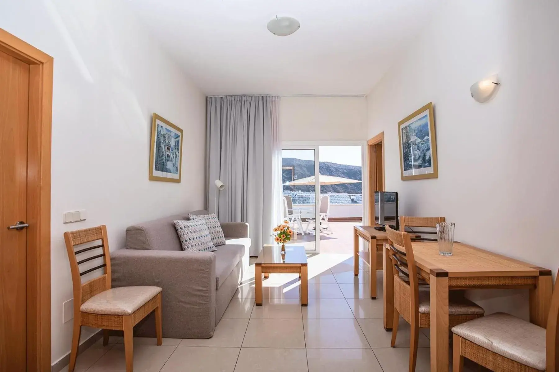 Photo of the whole room in Servatur Terrazamar Sun Suite Photo of the whole room in Servatur Terrazamar Sun Suite