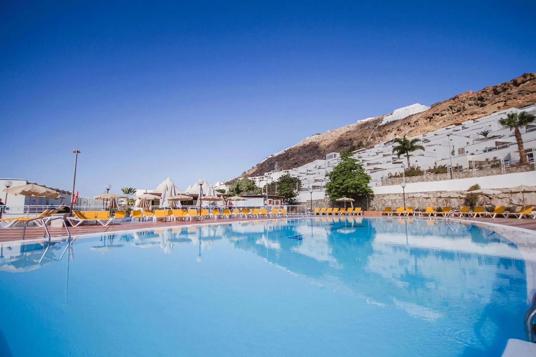 Swimming pool in Servatur Terrazamar Sun Suite