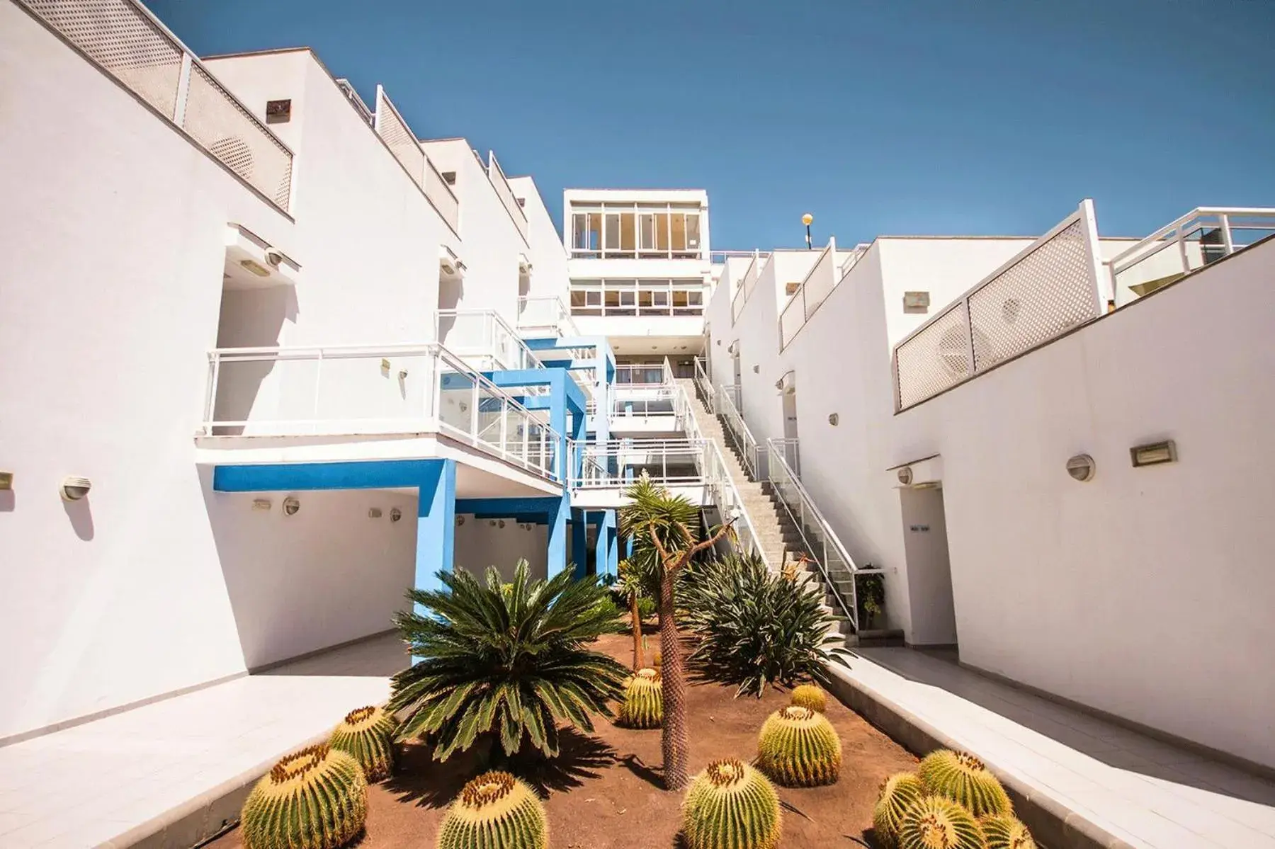 Property building in Servatur Terrazamar Sun Suite Property building in Servatur Terrazamar Sun Suite