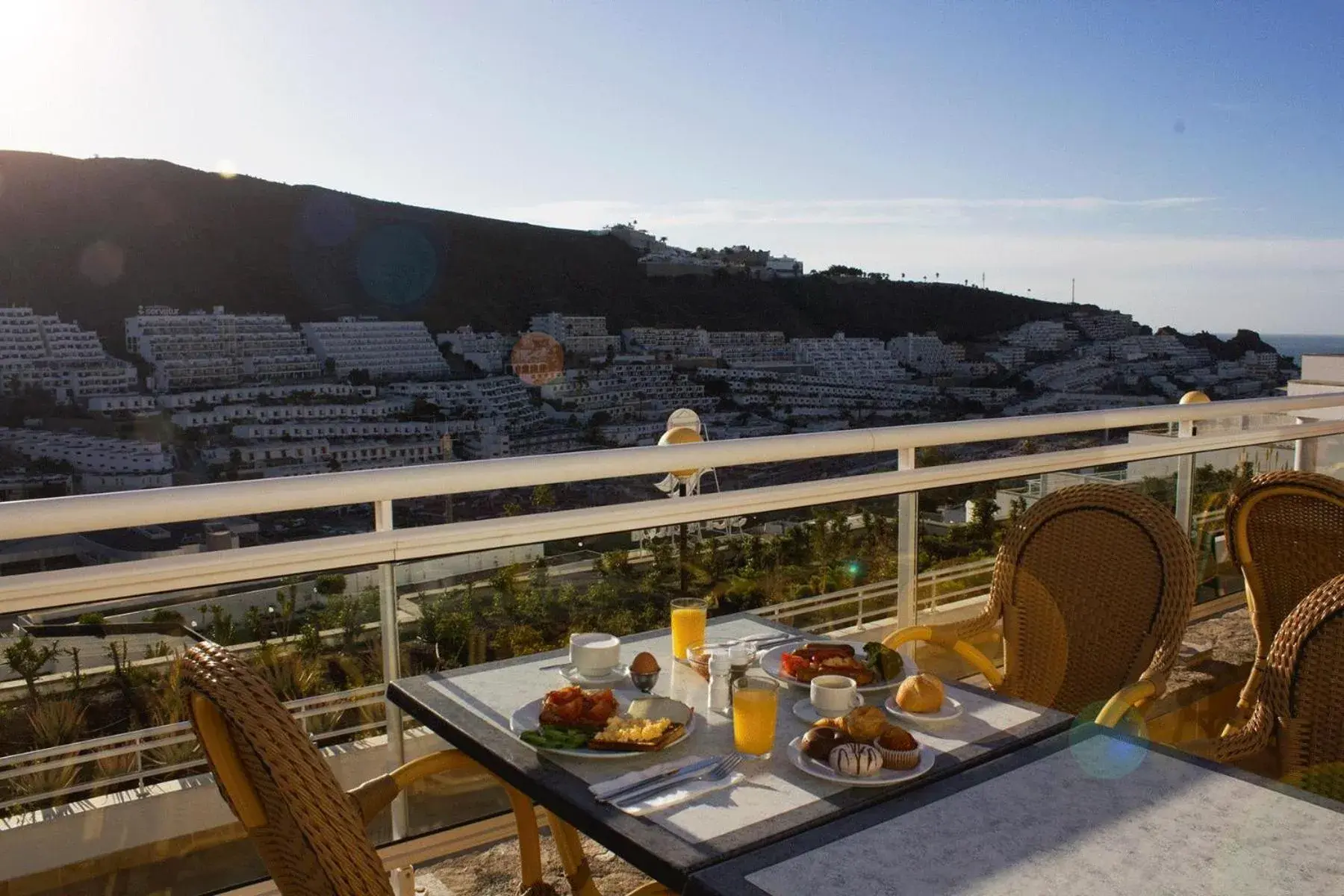 Restaurant/places to eat in Servatur Terrazamar Sun Suite Restaurant/places to eat in Servatur Terrazamar Sun Suite