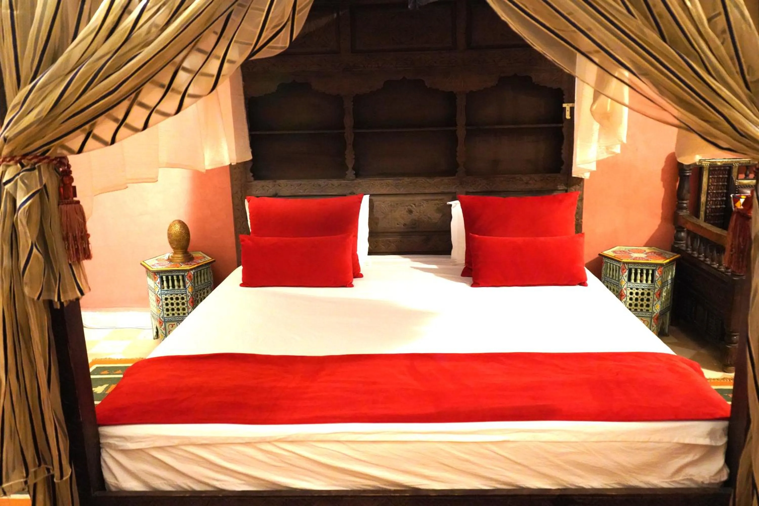 Property building, Bed in Riad Saida Atlas