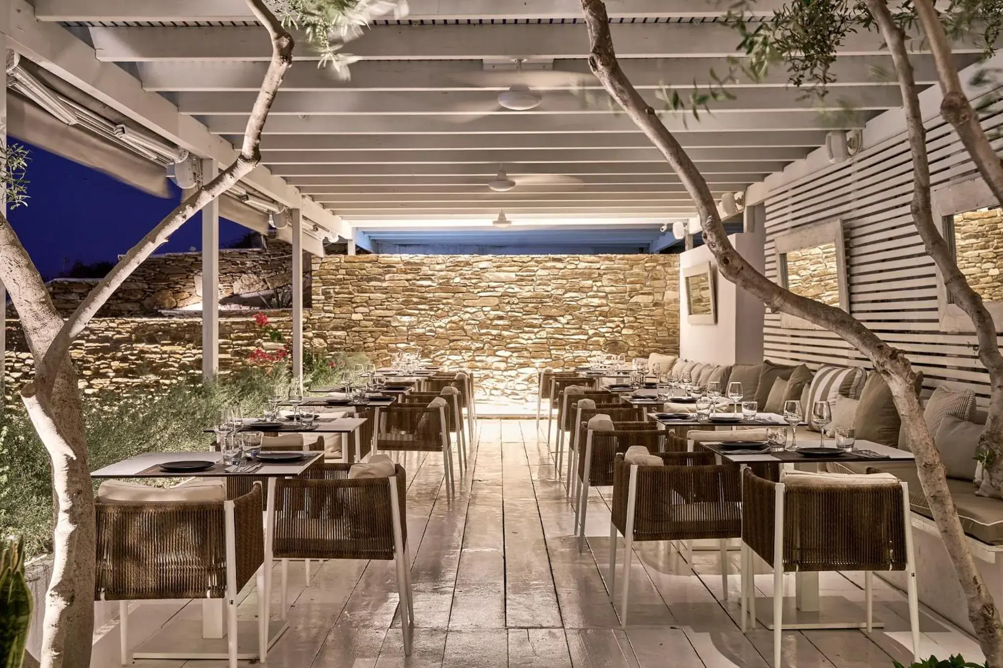 Restaurant/places to eat in Ios Palace Hotel & Spa Restaurant/places to eat in Ios Palace Hotel & Spa