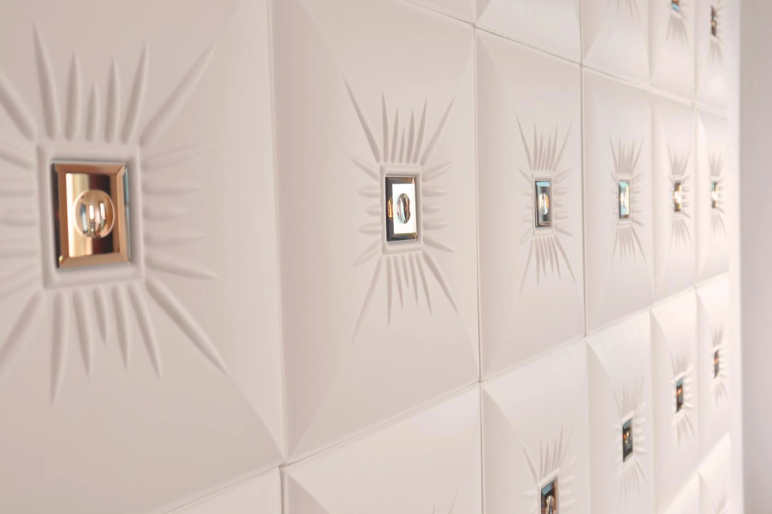 Bed in Inkari Suites Hotel