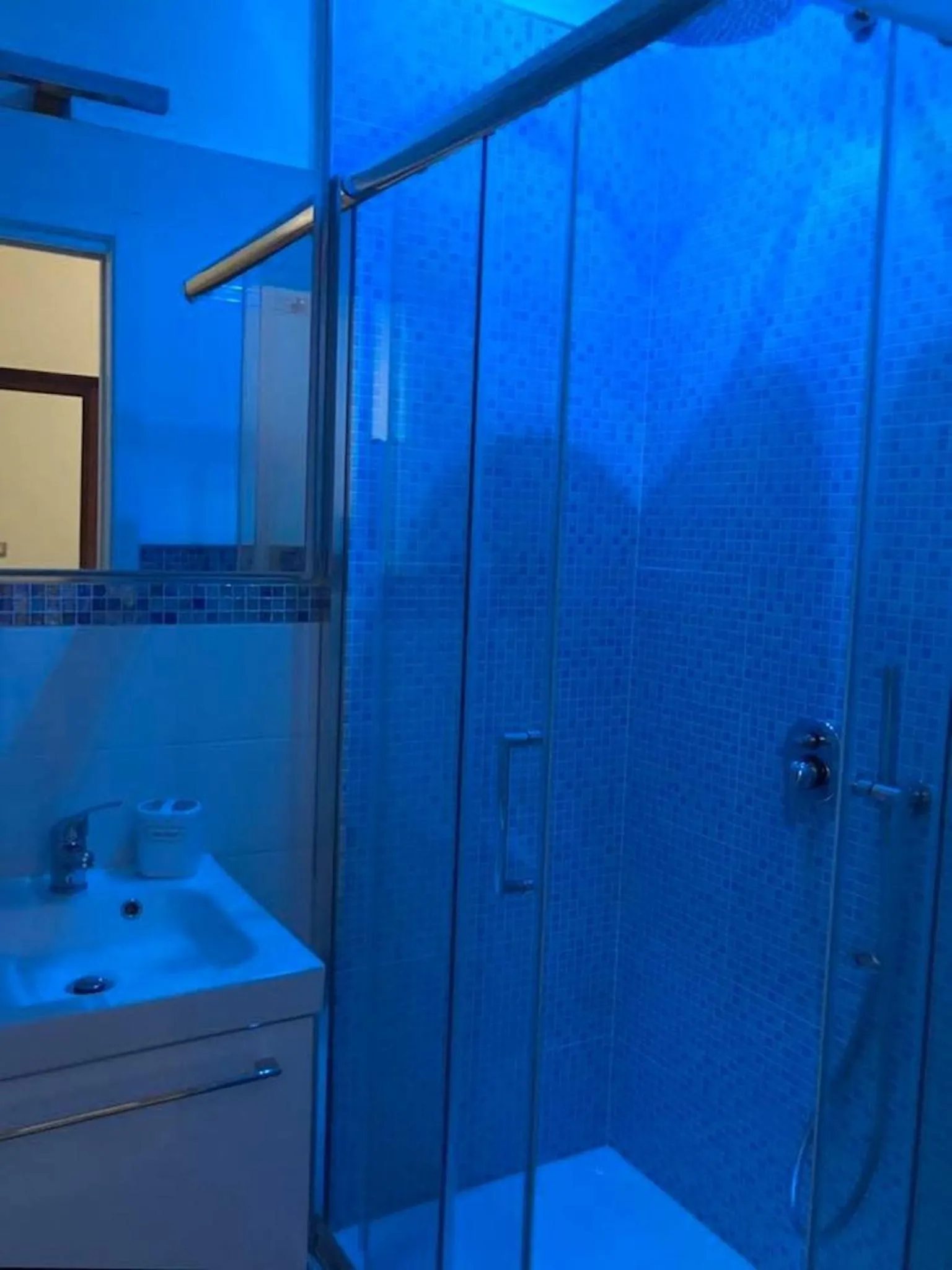 Bathroom in Royal Gismonda