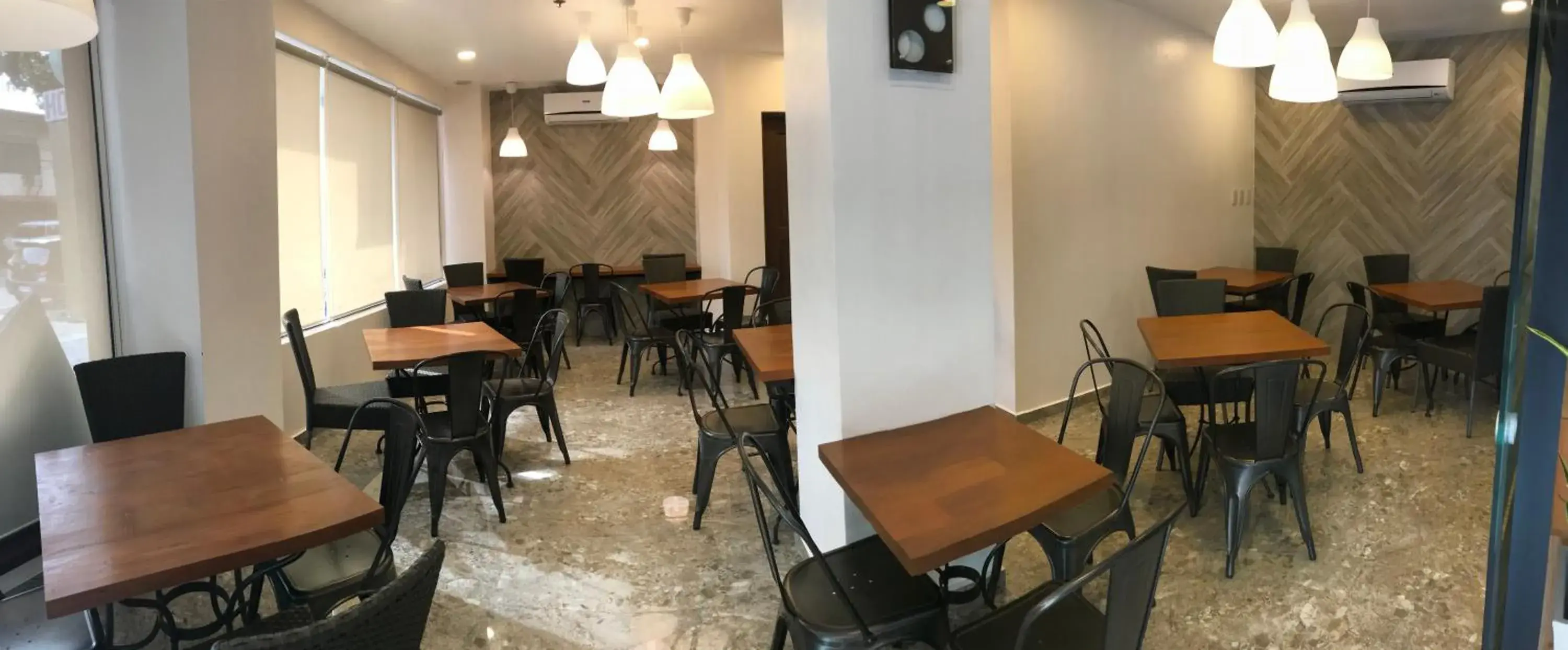 Restaurant/places to eat in Cebu R Hotel Capitol Restaurant/places to eat in Cebu R Hotel Capitol