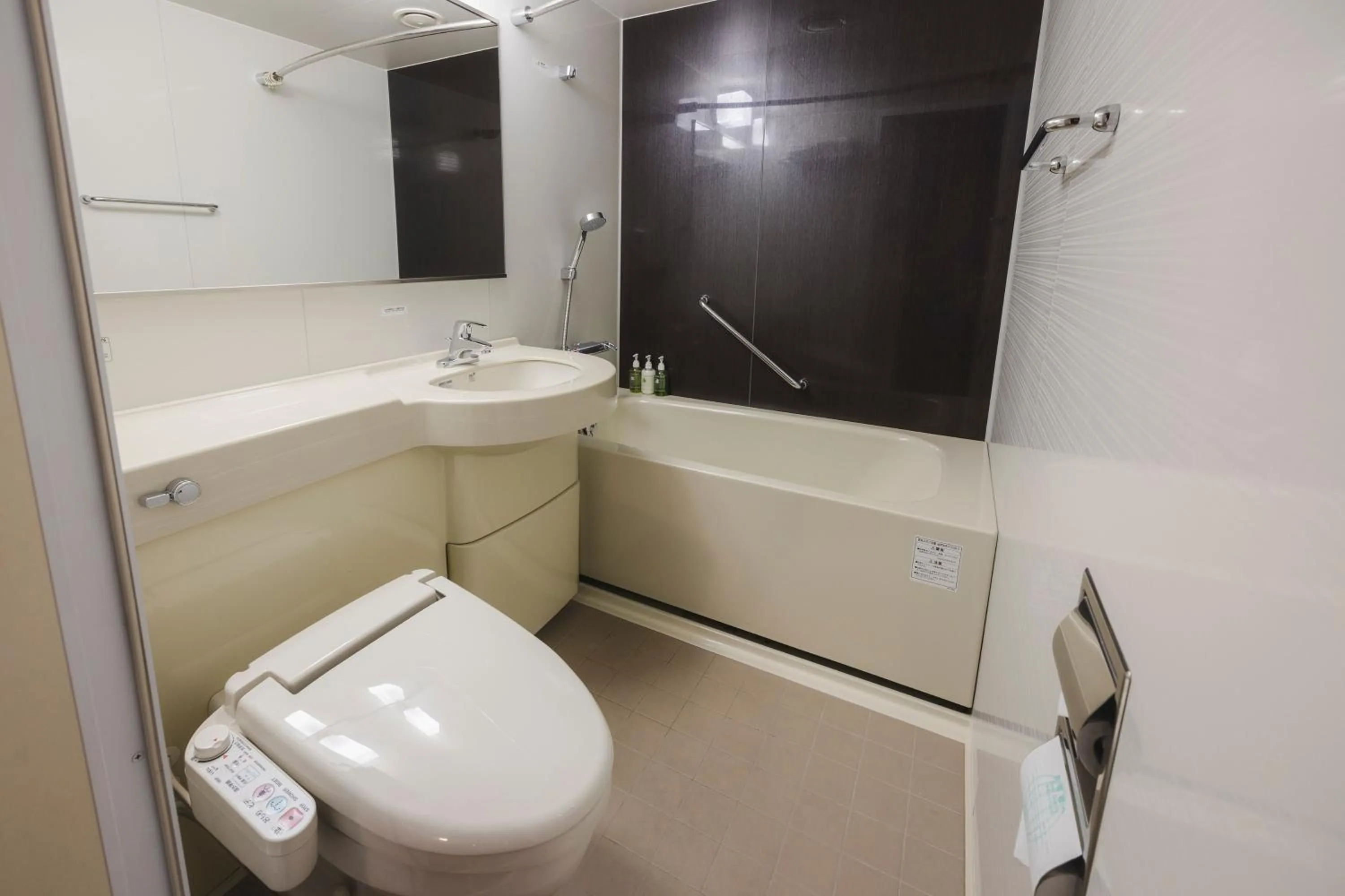 Toilet in Hotel Gracery Tokyo Tamachi