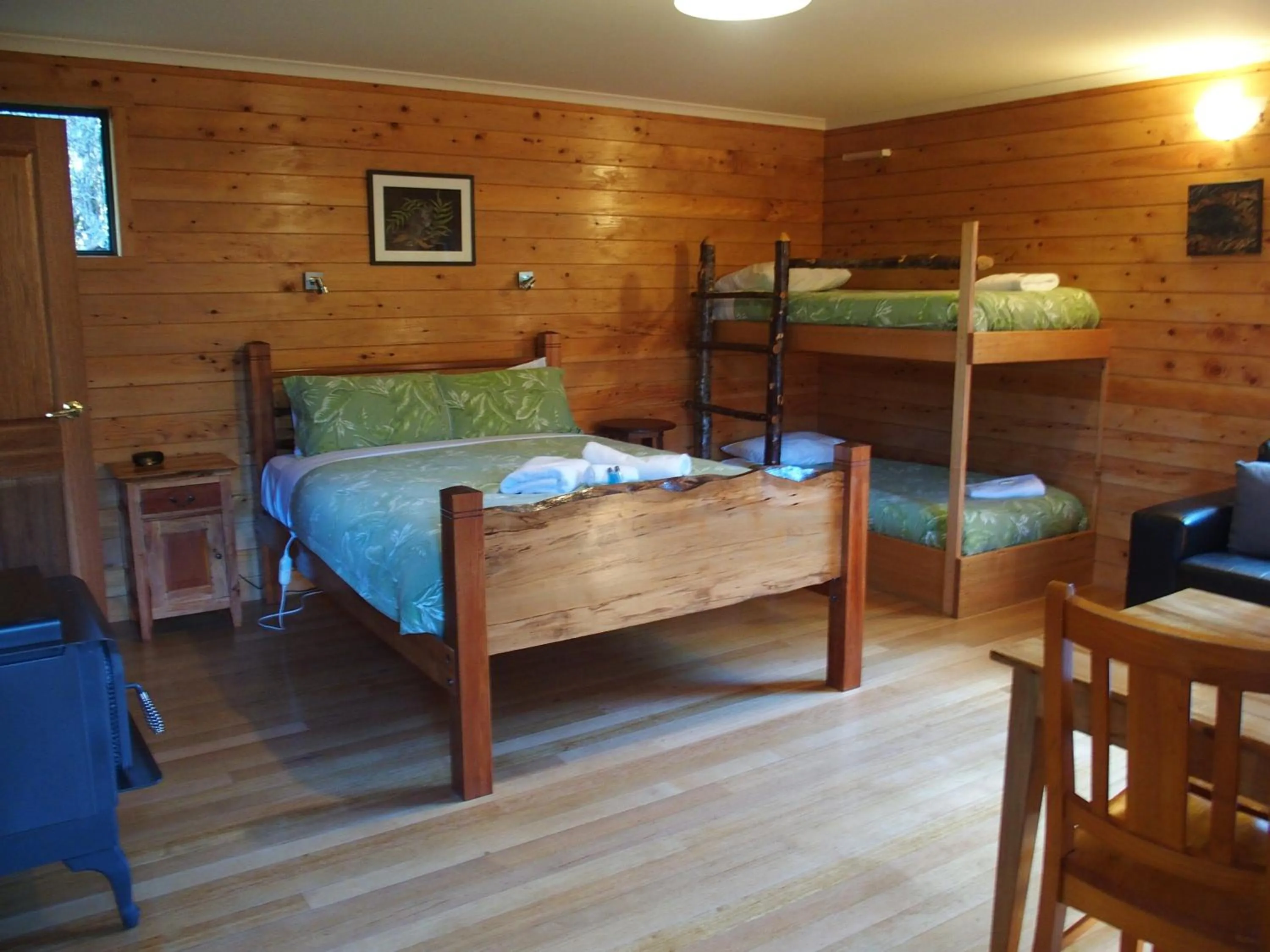 Bed in Cradle Highlander