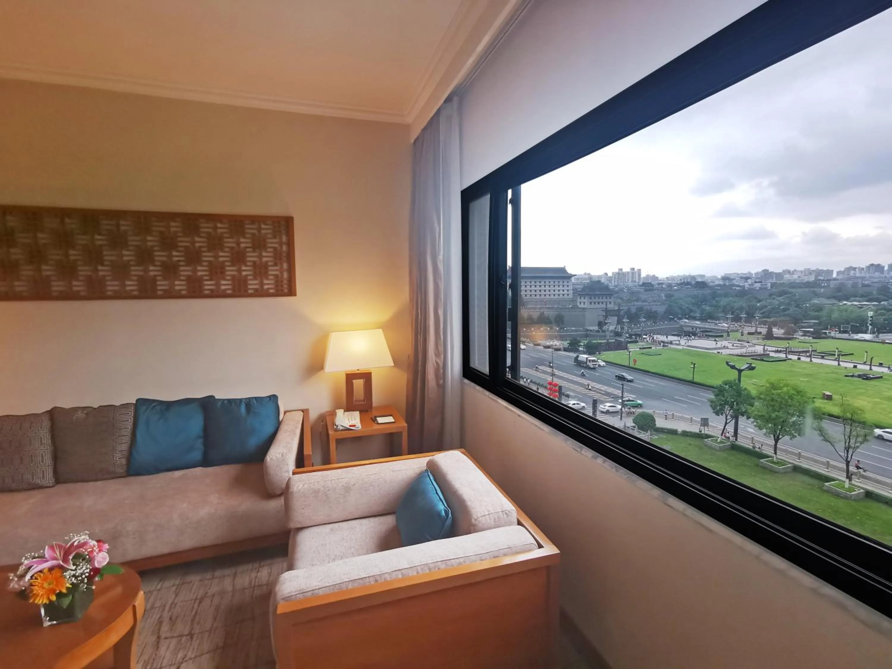 Living room in Xi'an Dajing Castle Hotel Bell Tower & YONGNING Gate
