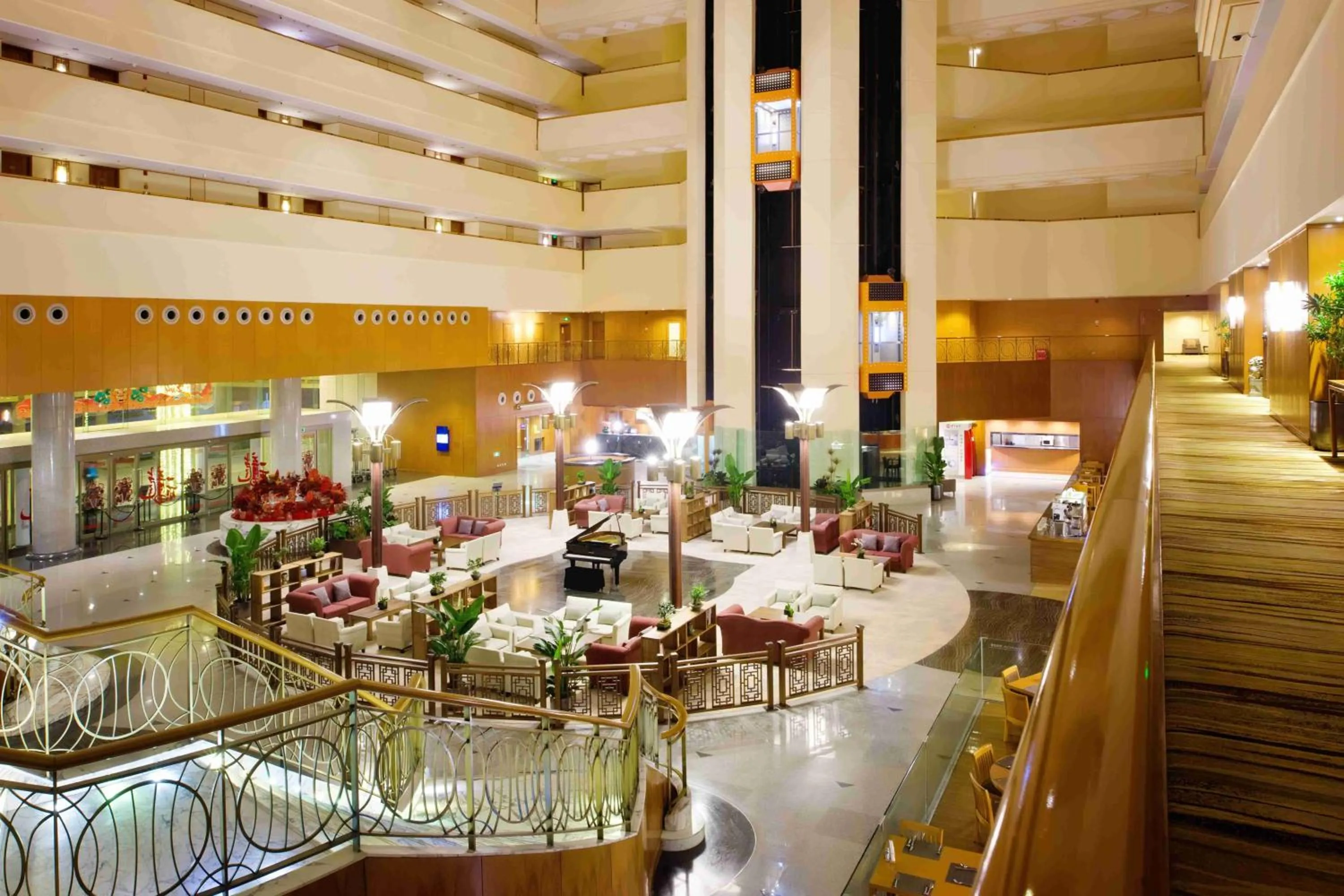 Property building in Xi'an Dajing Castle Hotel Bell Tower & YONGNING Gate