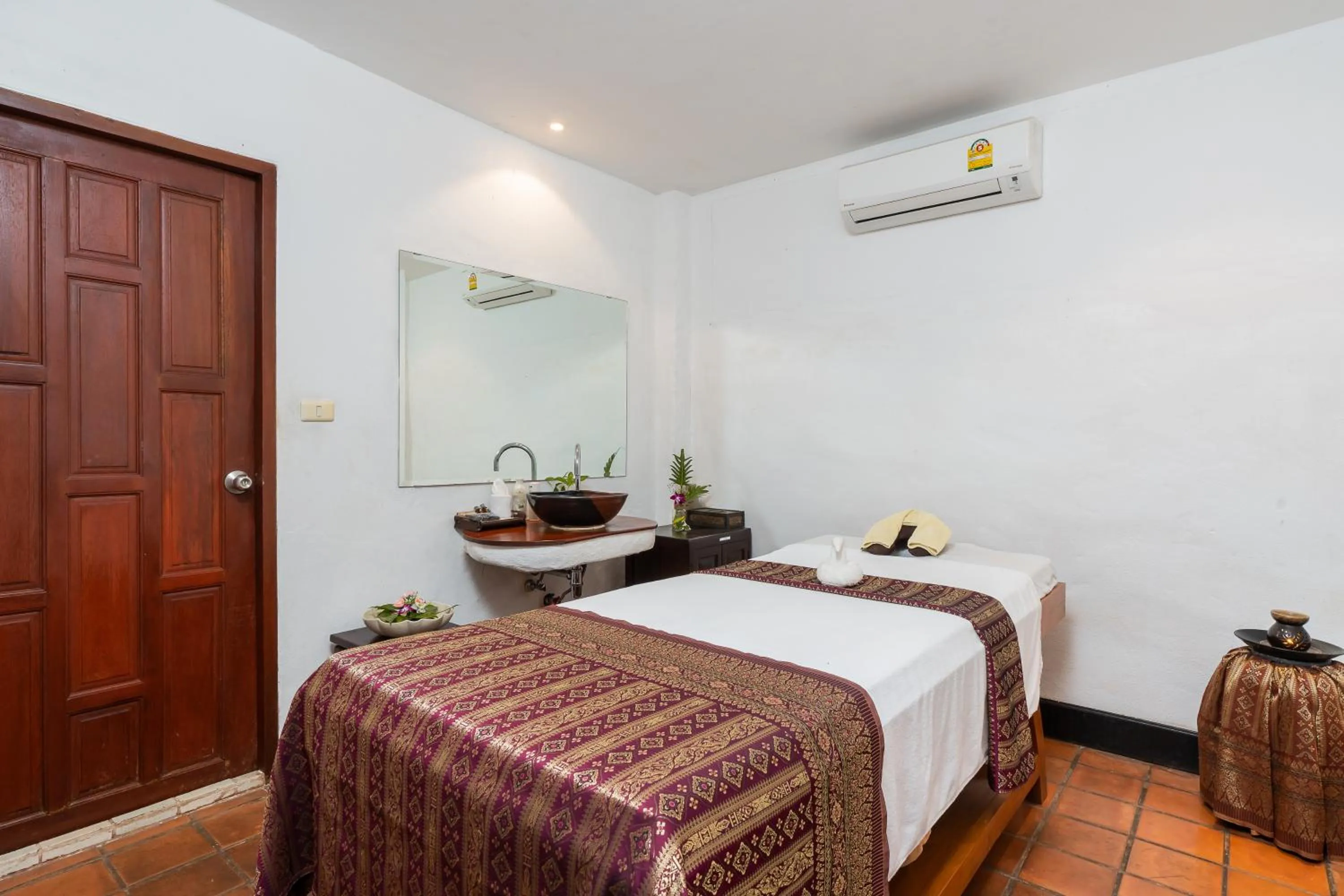 Massage, Bed in The Legend Chiang Rai Boutique River Resort & Spa