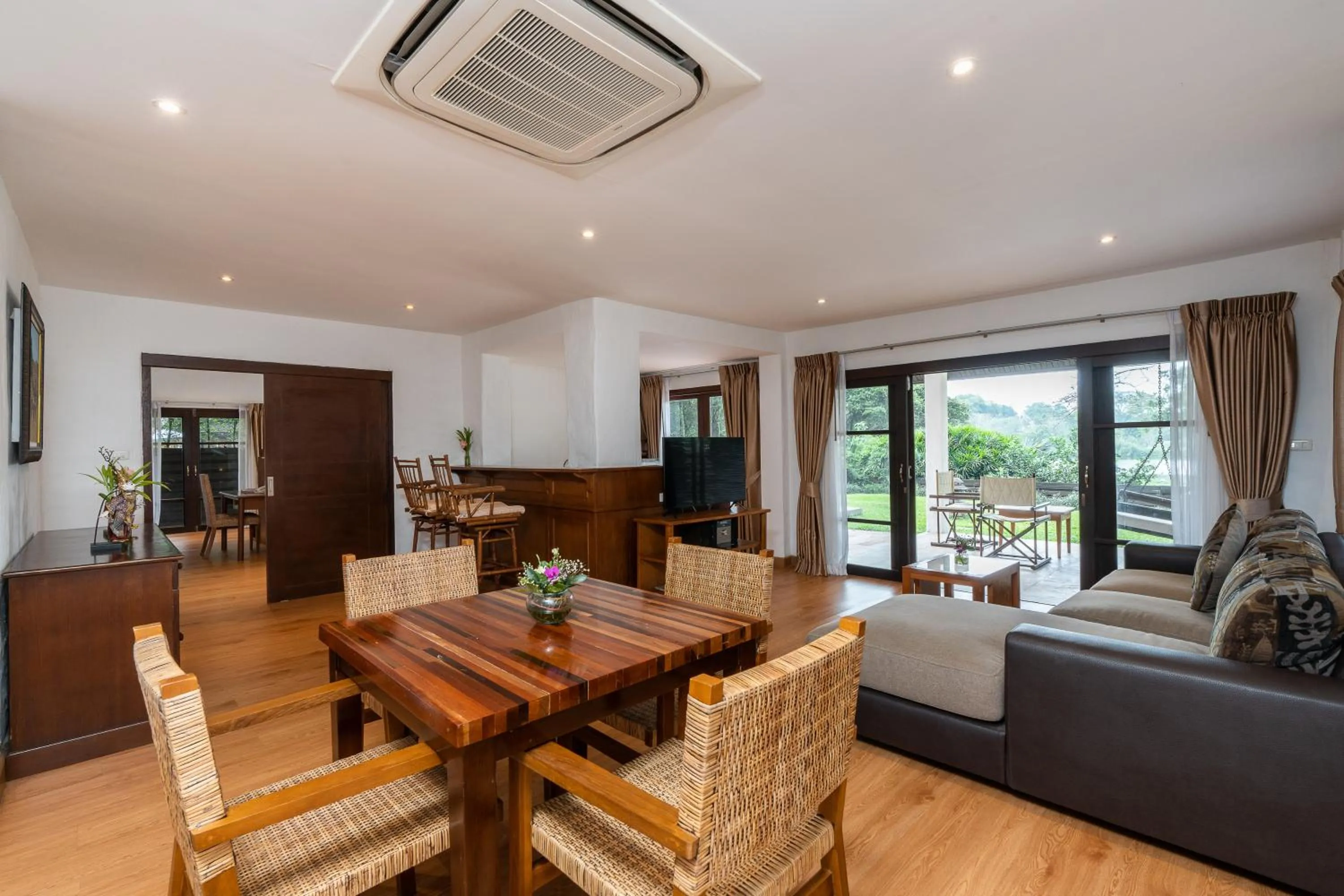 Living room in The Legend Chiang Rai Boutique River Resort & Spa