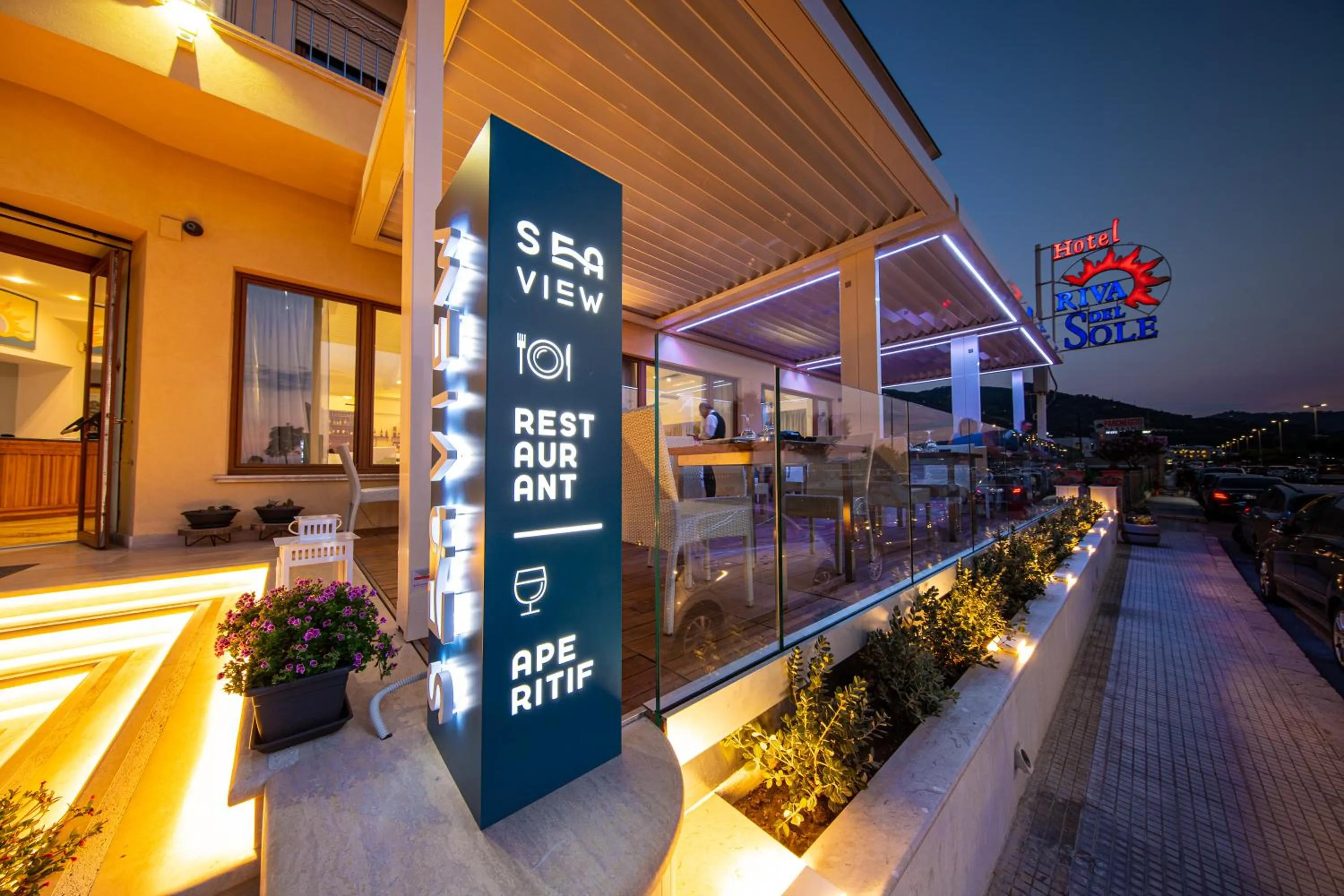 Restaurant/places to eat in Hotel Riva Del Sole