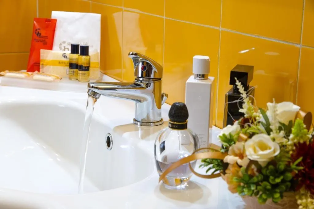 Bathroom in Hotel Riva Del Sole