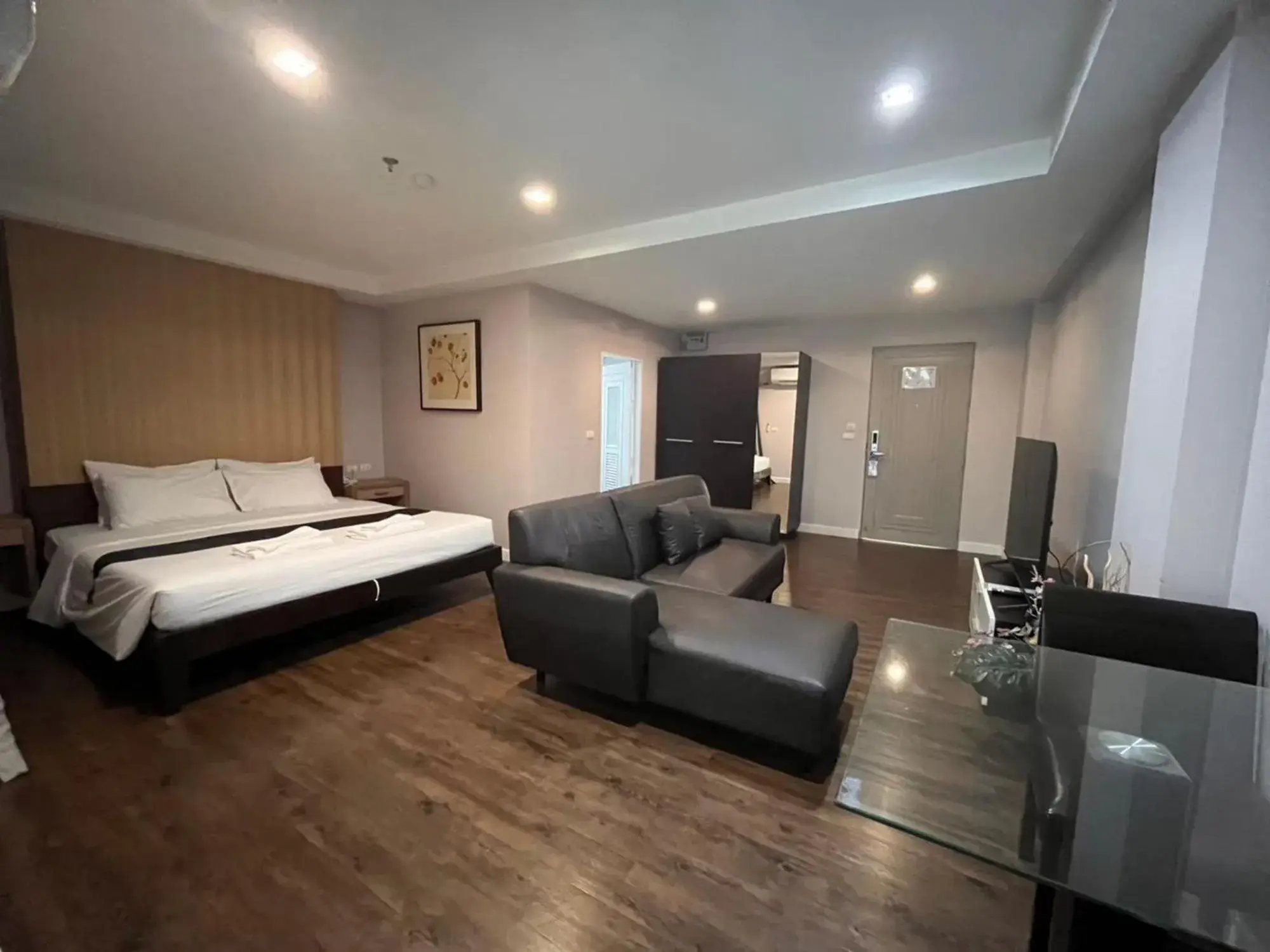 Bedroom, Bed in Sunday Platinum Suites Bedroom, Bed in Sunday Platinum Suites