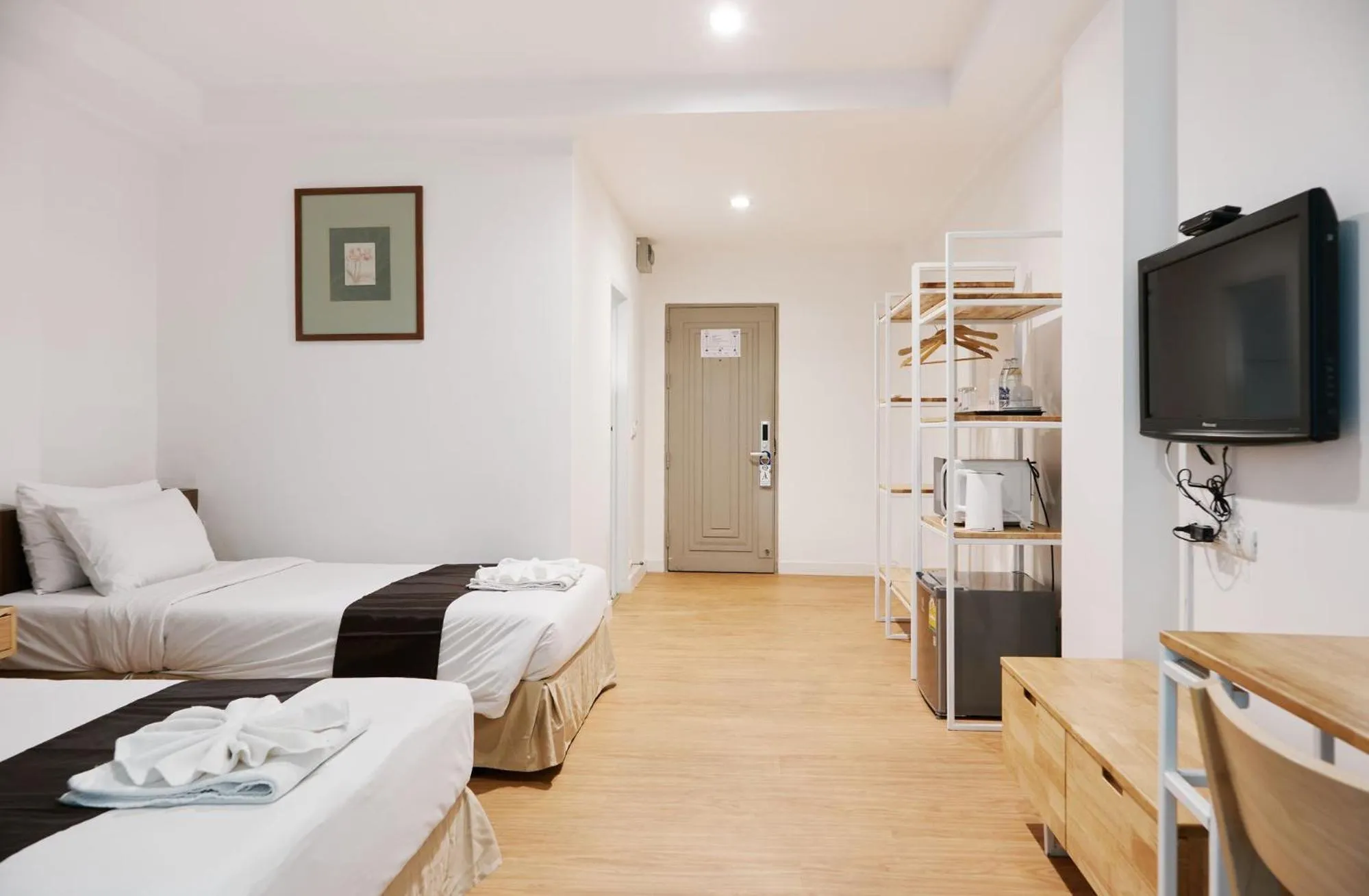 Bedroom, Bed in Sunday Platinum Suites