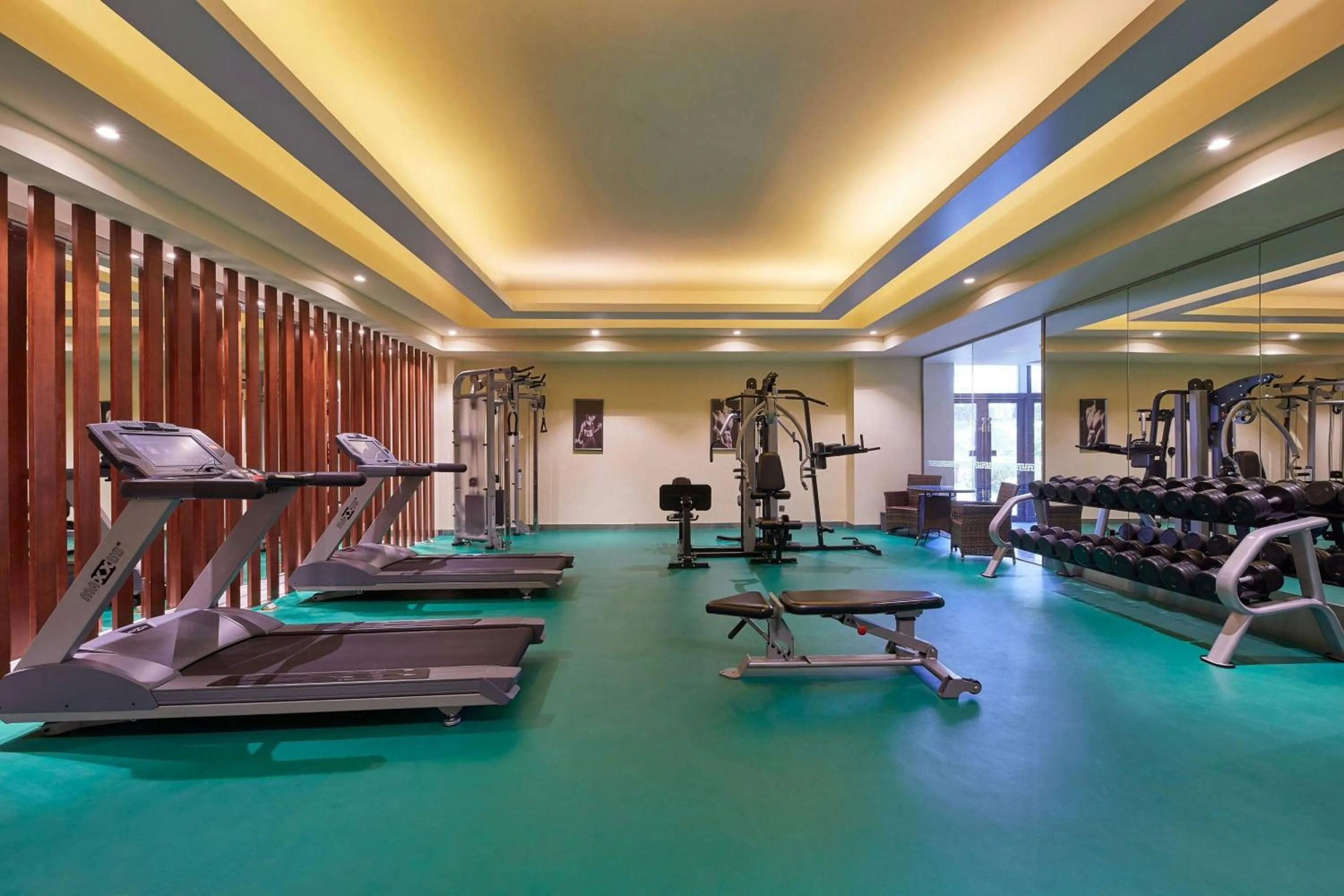 Fitness centre/facilities in Four Points by Sheraton Danzhou
