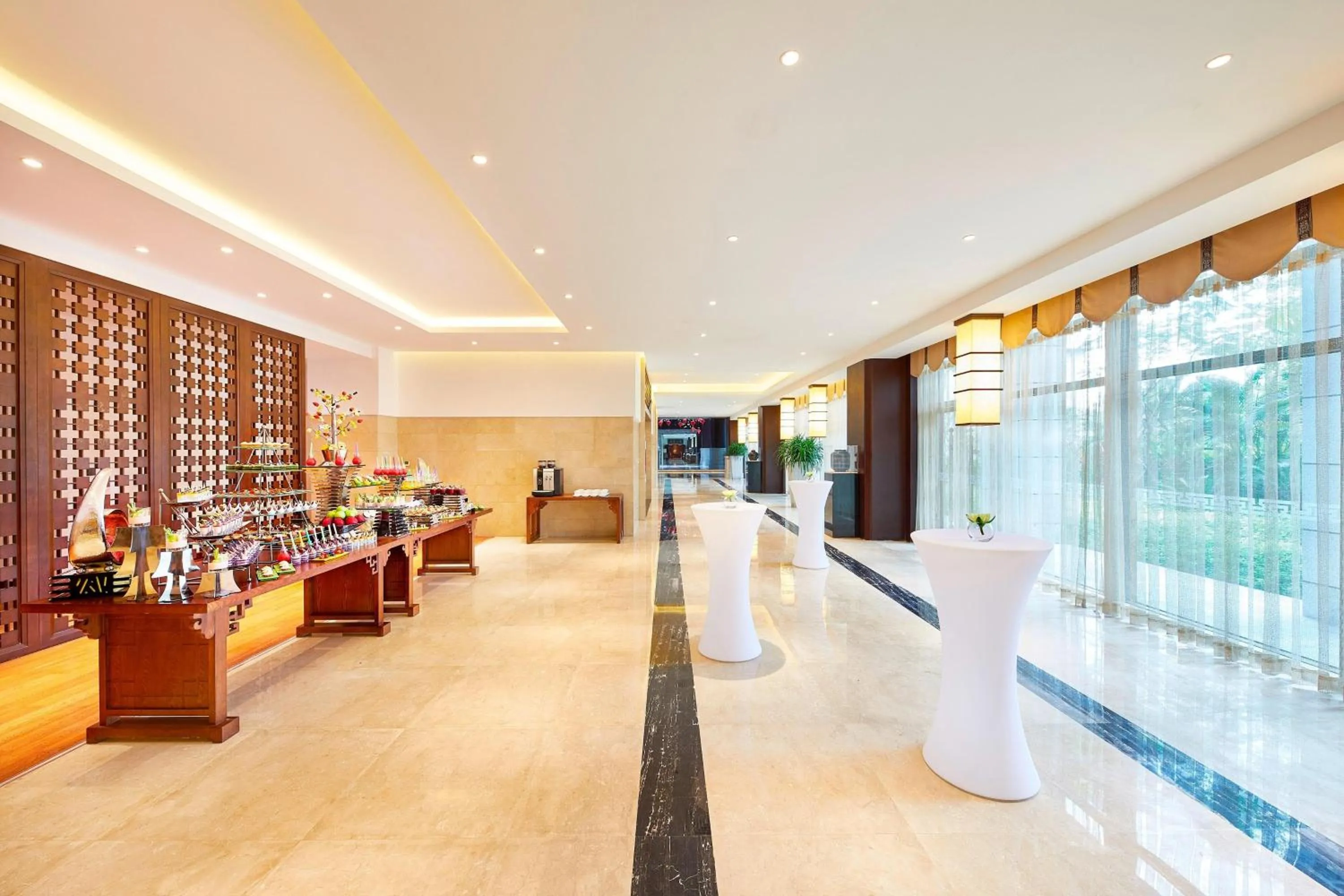 Meeting/conference room in Four Points by Sheraton Danzhou