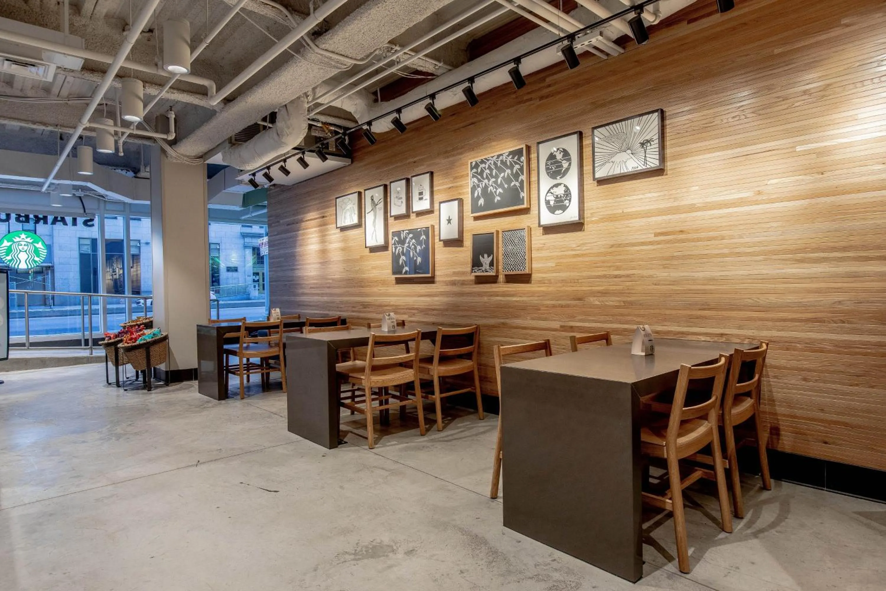 Restaurant/places to eat in Aloft Philadelphia Downtown