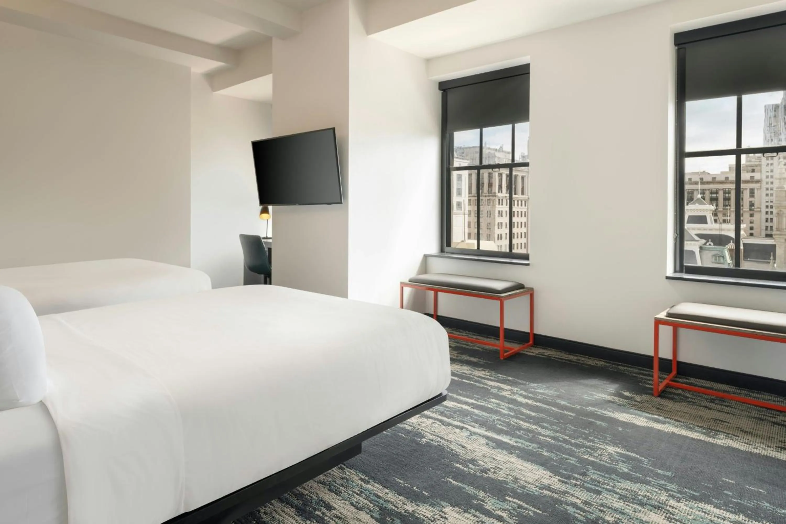 Photo of the whole room, Bed in Aloft Philadelphia Downtown