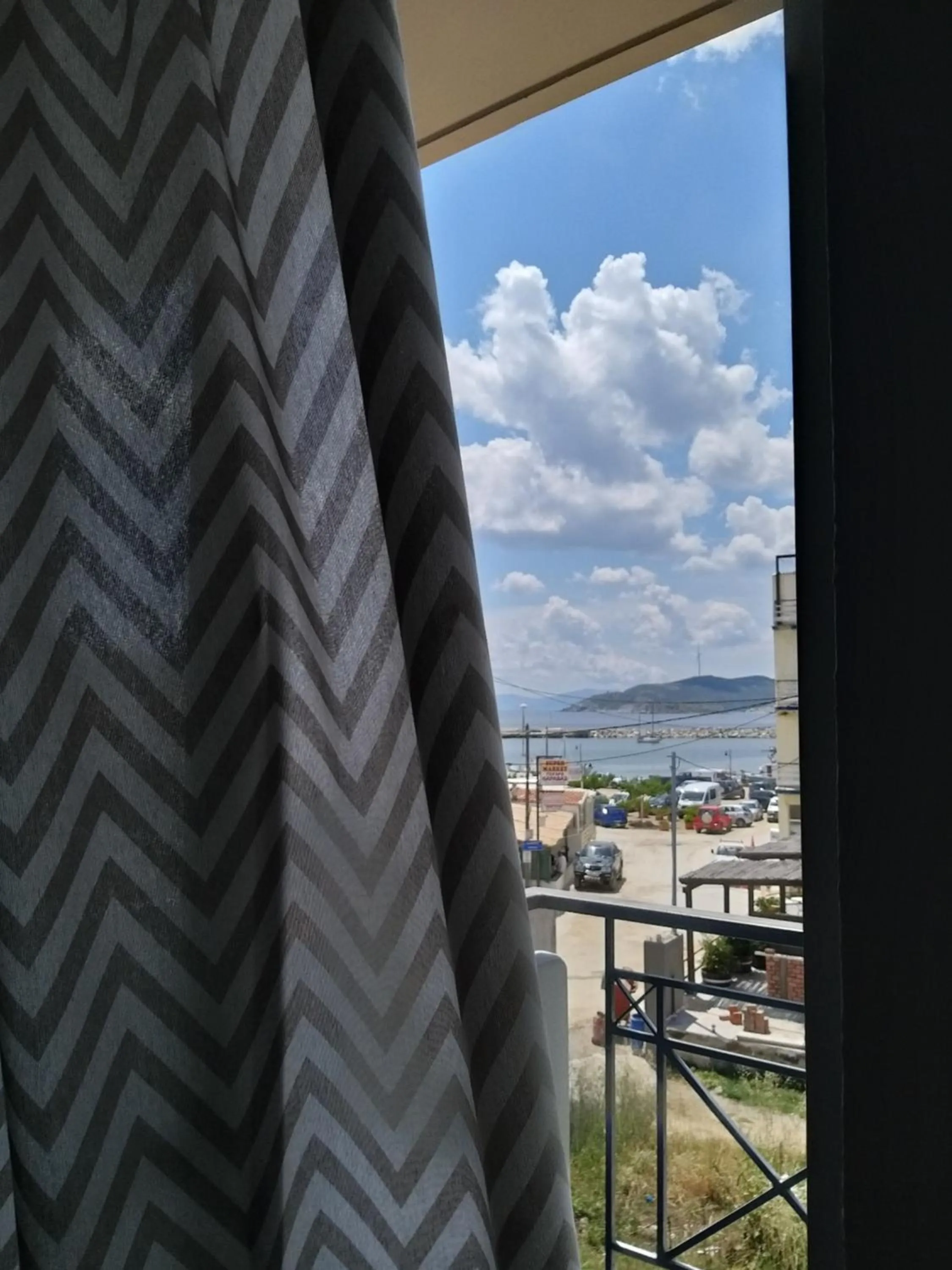 Sea view in Petries Studios