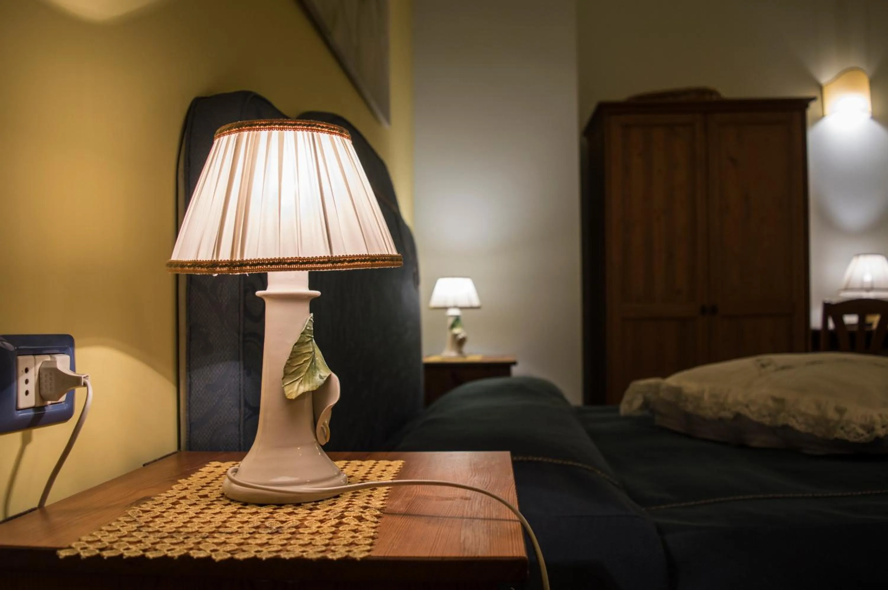 Decorative detail, Bed in B&B Bonapace Portanolana