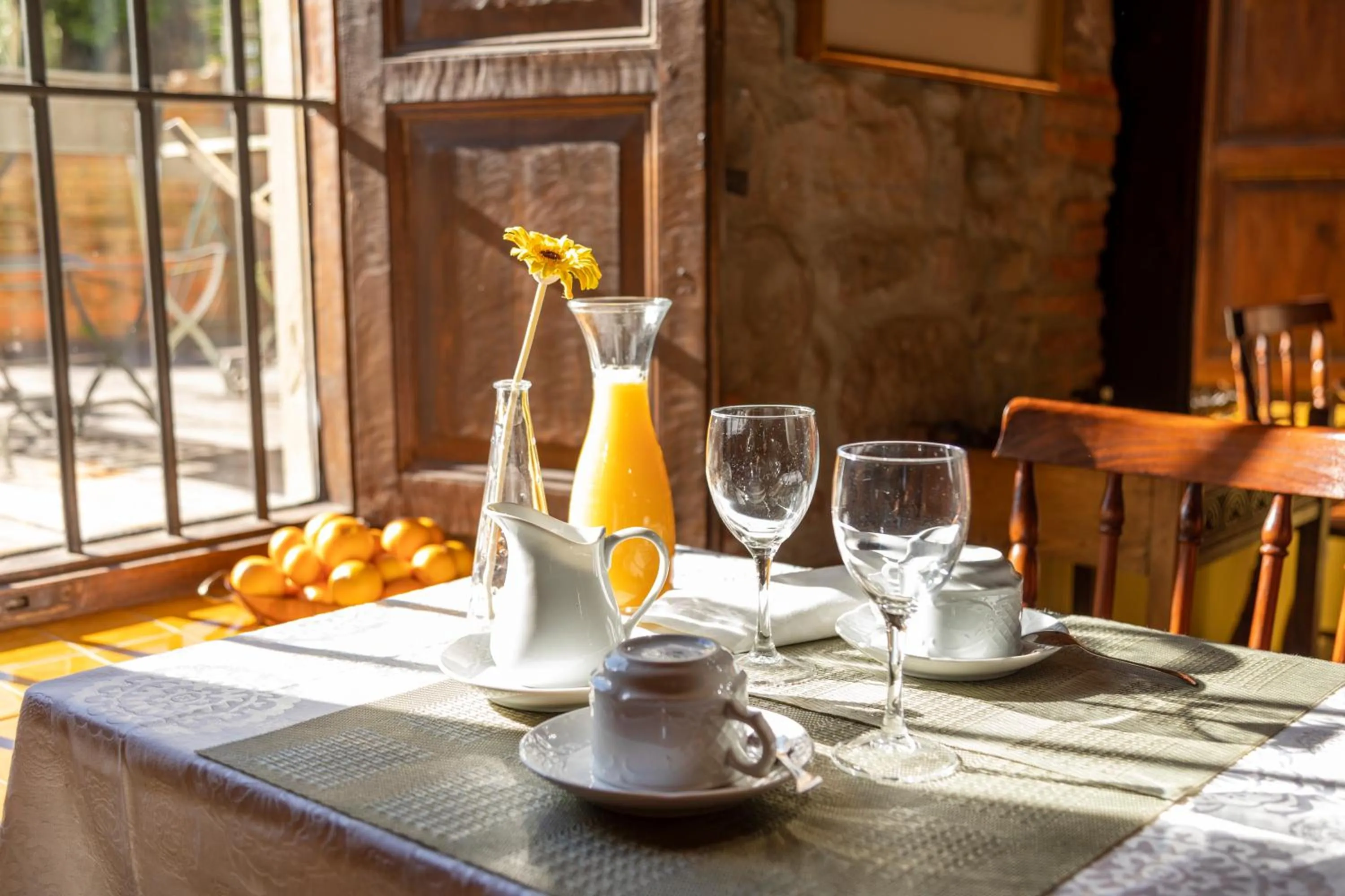 Food and drinks in La Casona de Hermosa