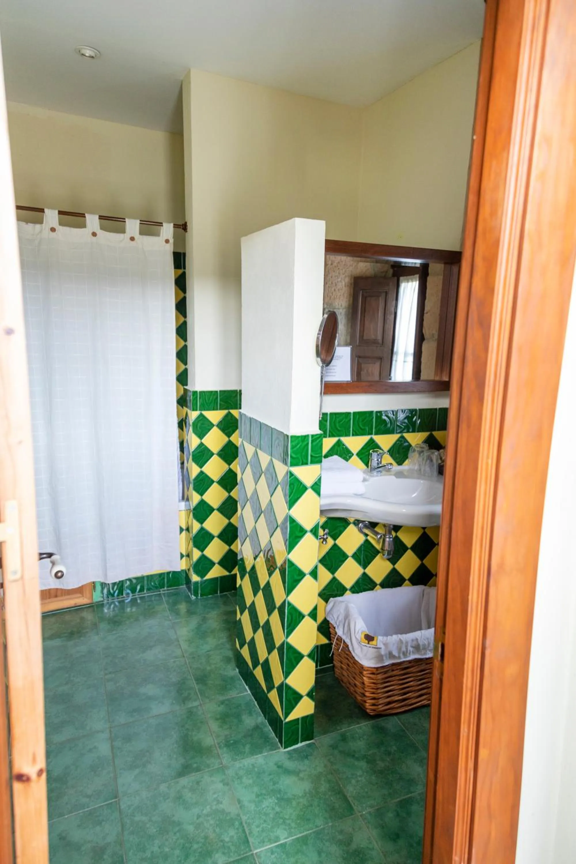 Bathroom, Bed in La Casona de Hermosa