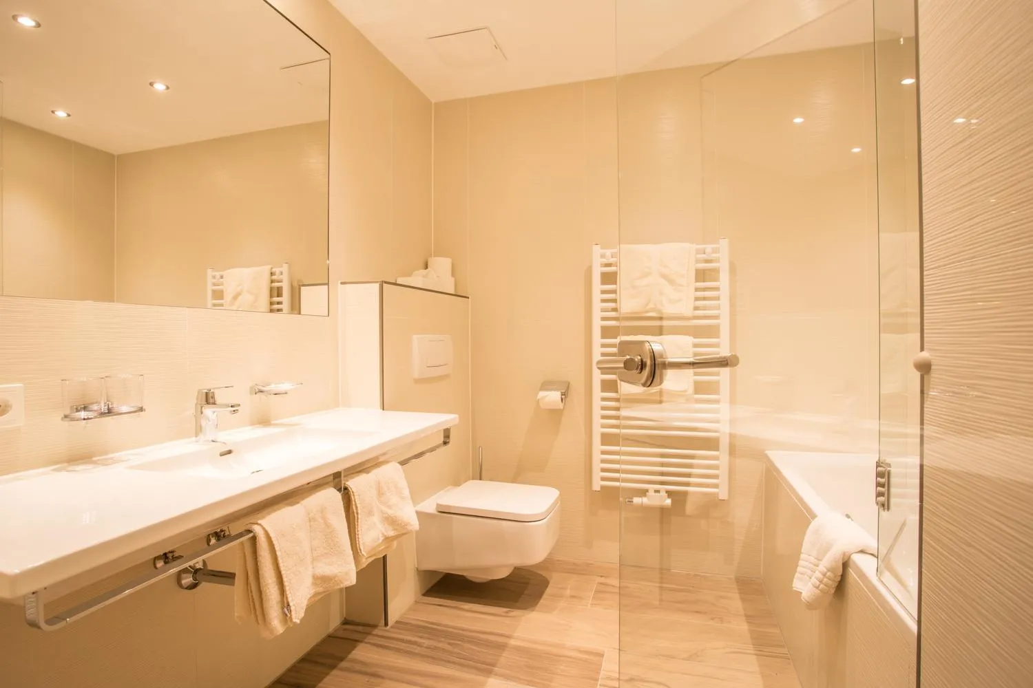 Photo of the whole room in Hotel Bäckelar Wirt Superior