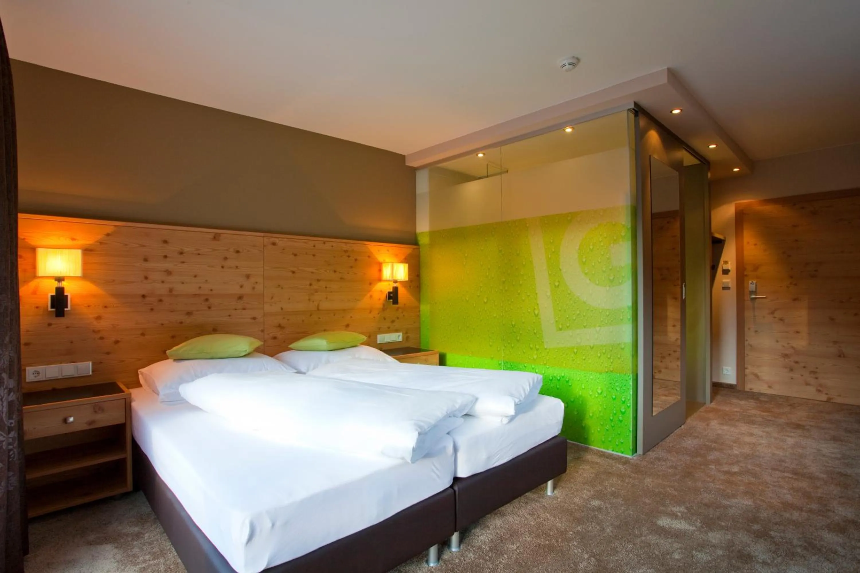 Bedroom, Bed in Hotel Bäckelar Wirt Superior