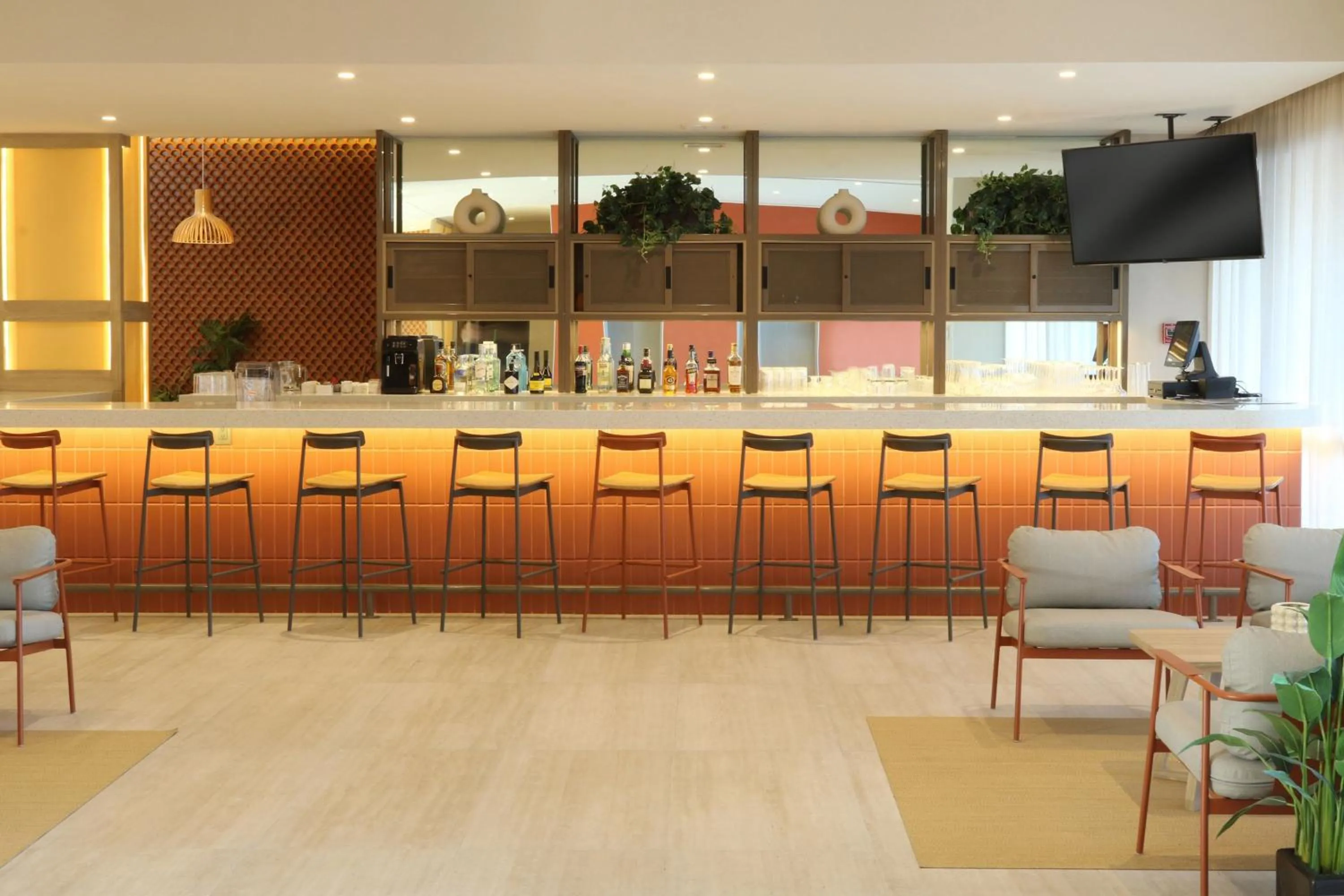 Lounge or bar in City Express Plus by Marriott Puerto Vallarta